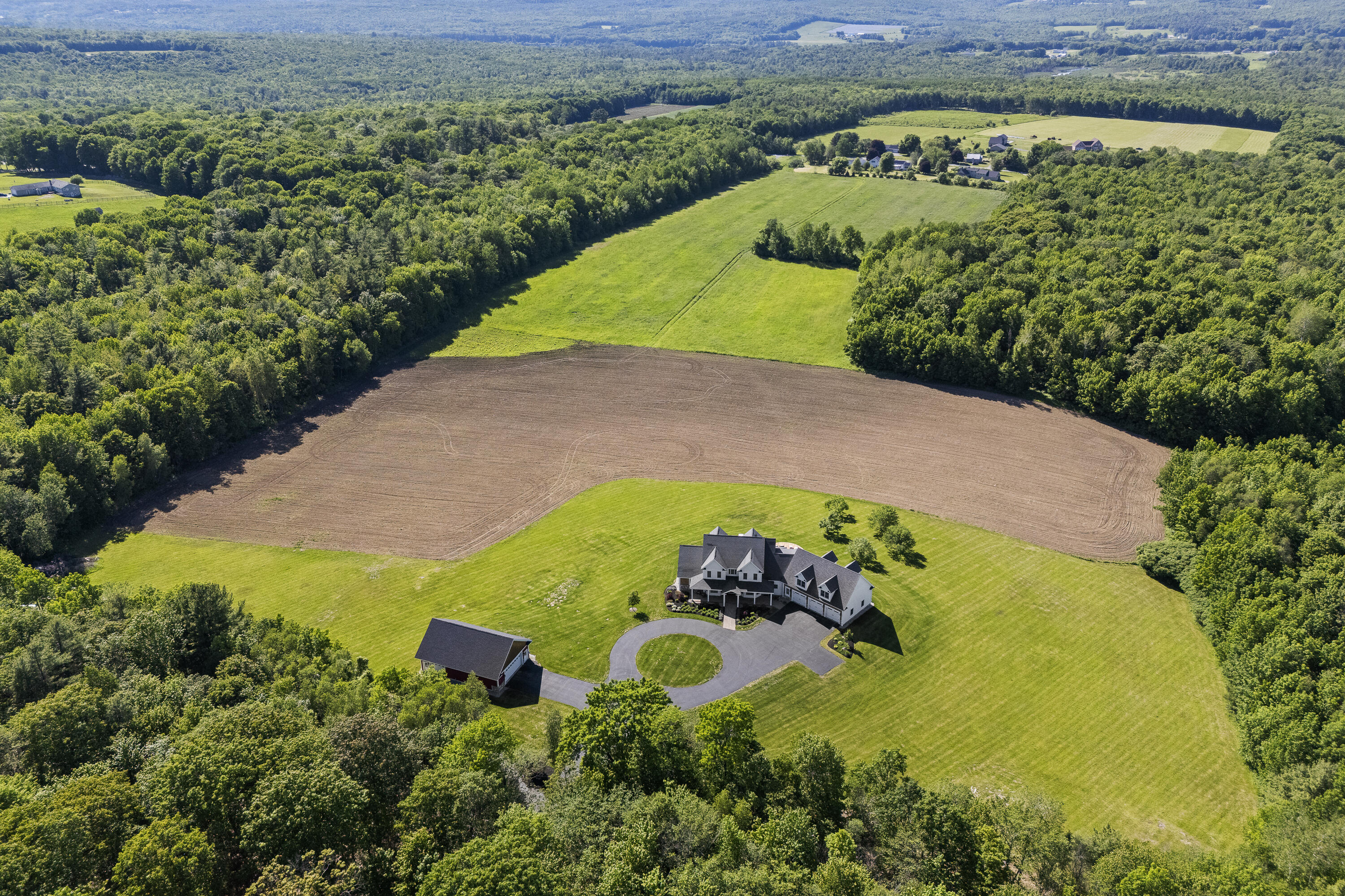 main property photo 47