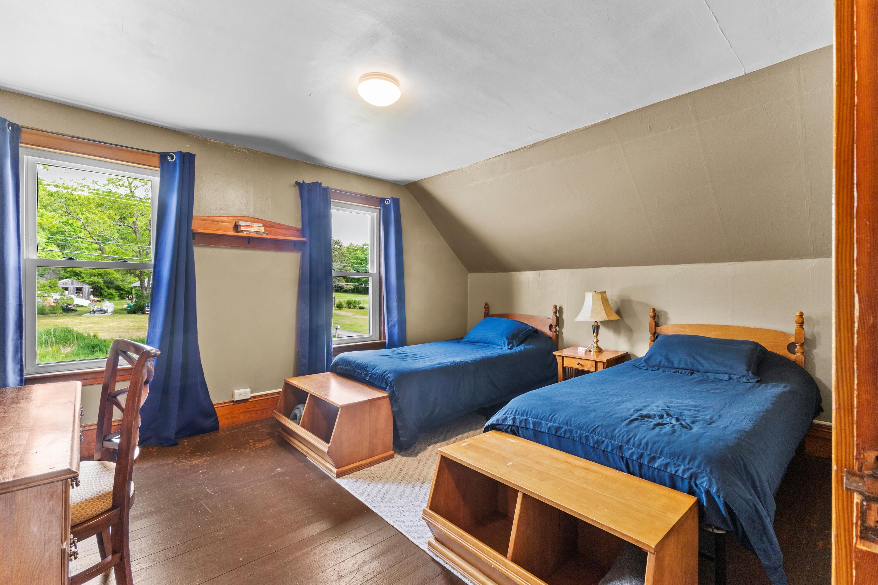 main property photo 35