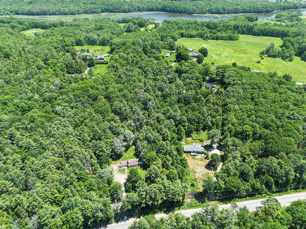 main property photo 51