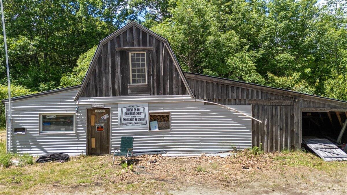 main property photo 45