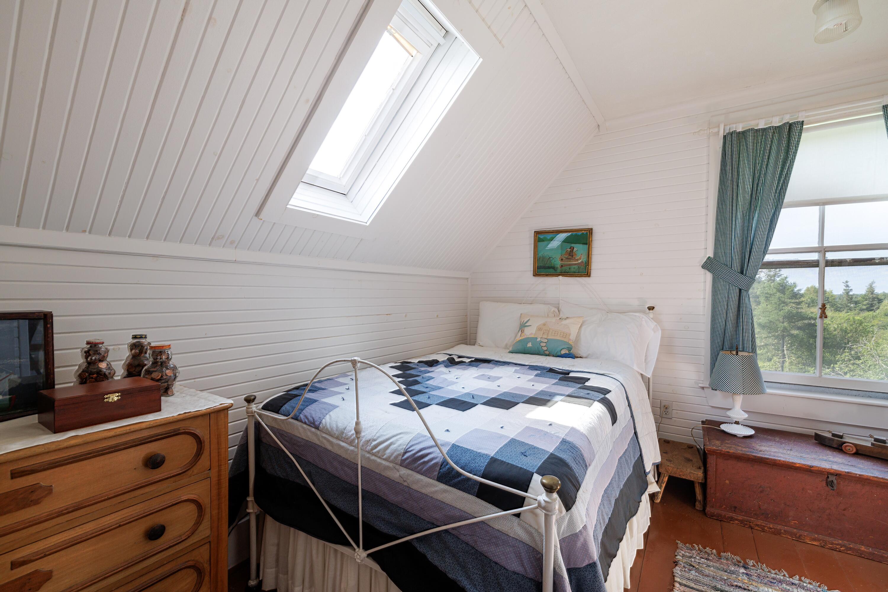main property photo 20
