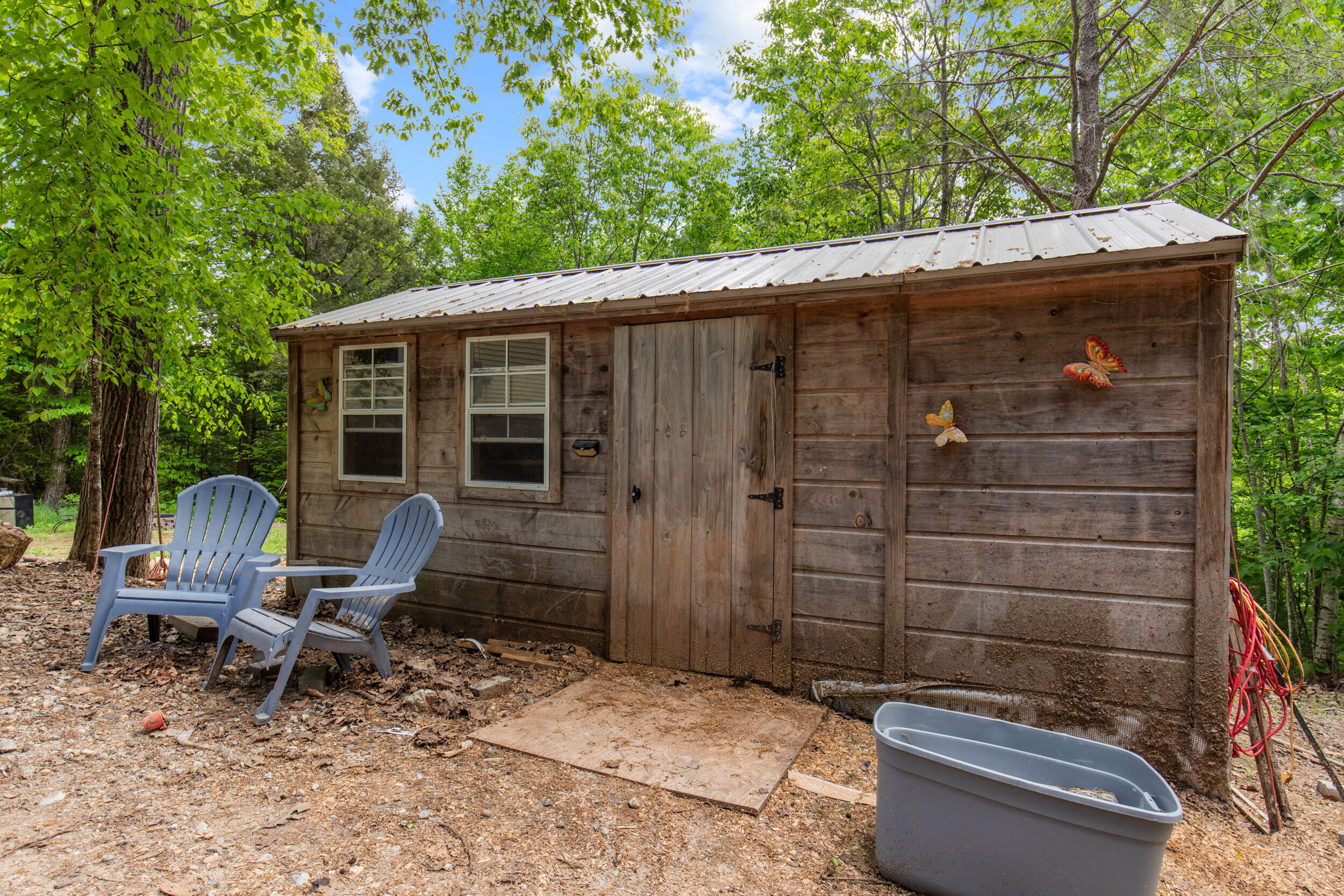 main property photo 40