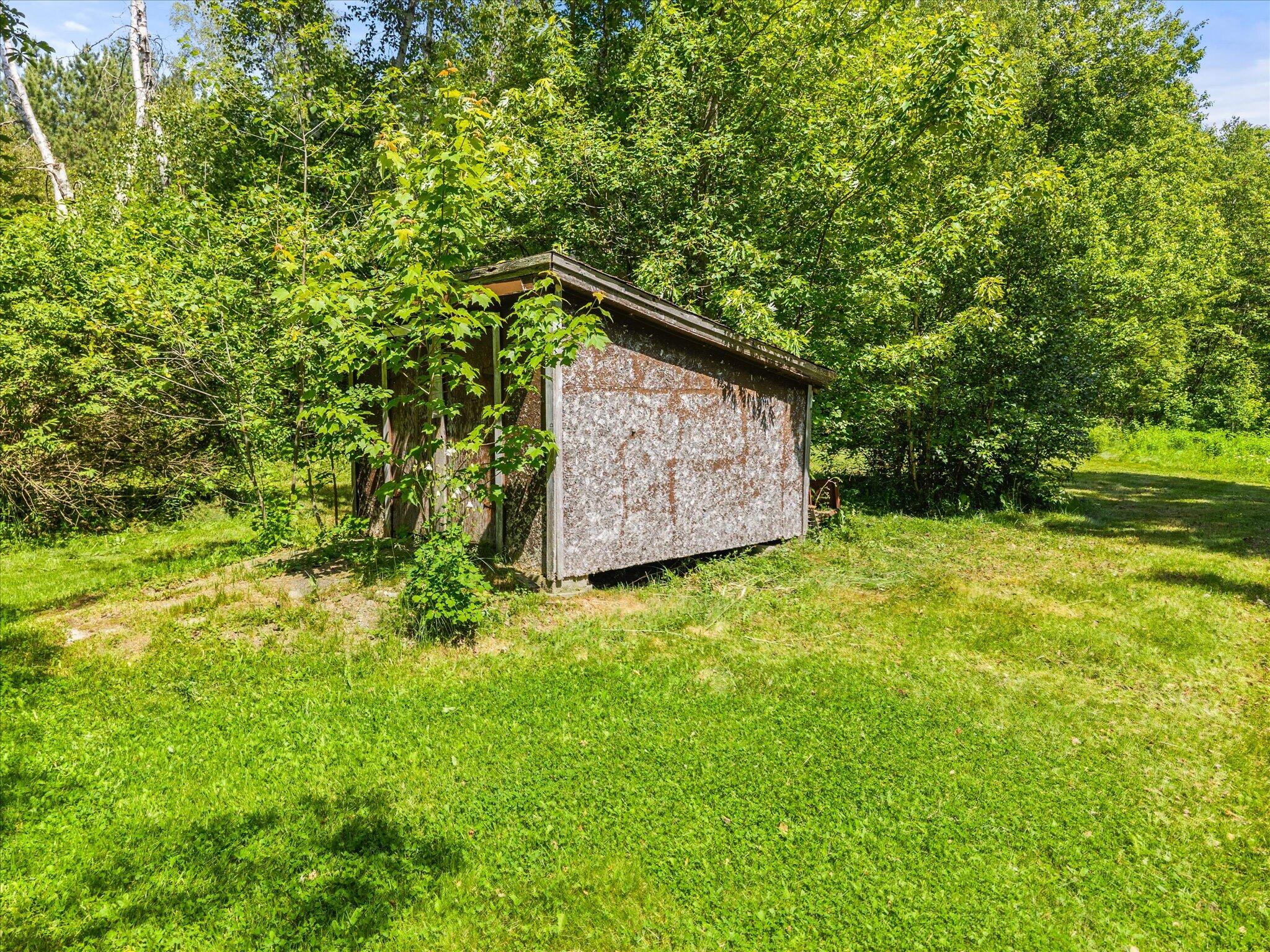 main property photo 35