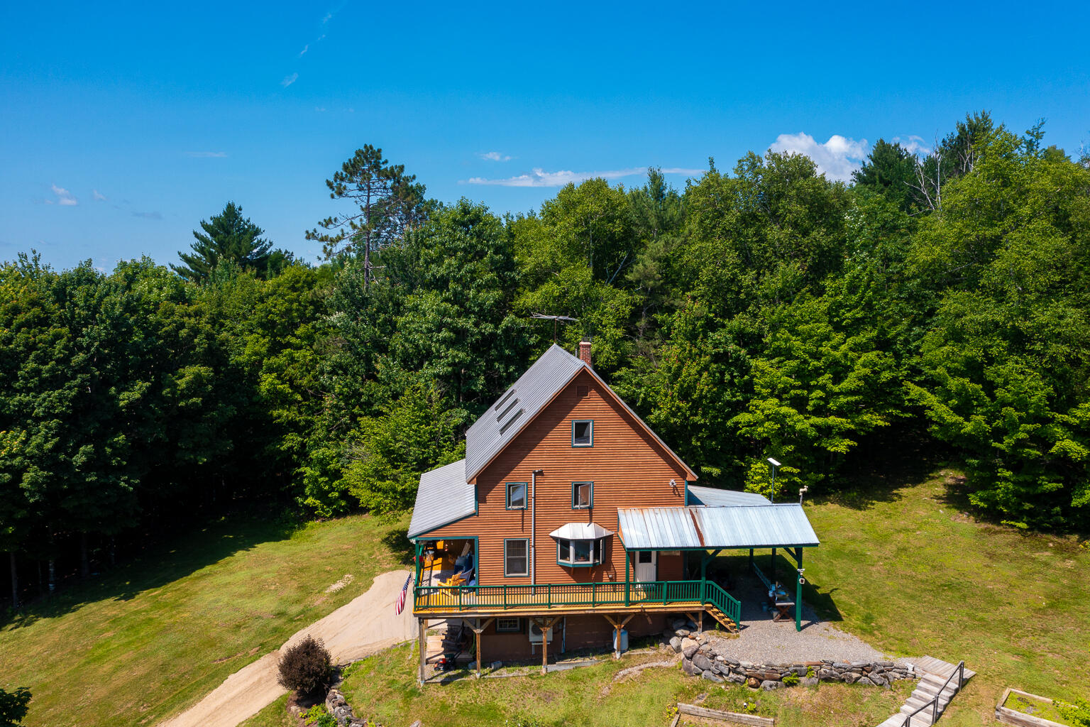 main property photo 40