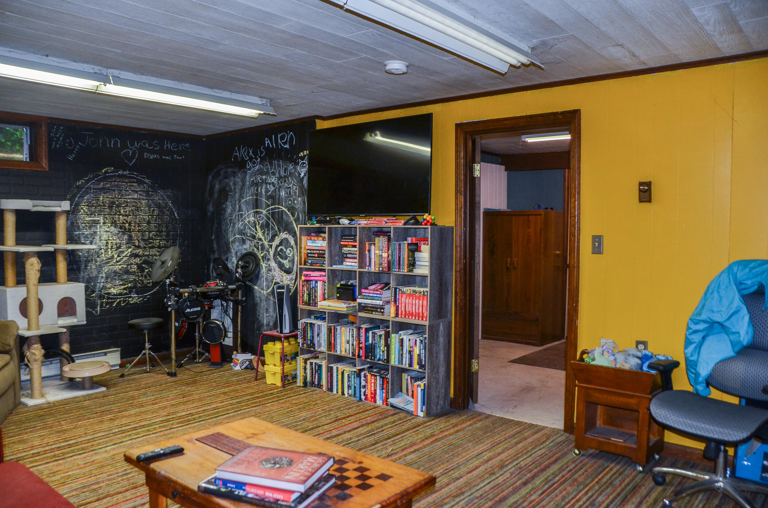 main property photo 43