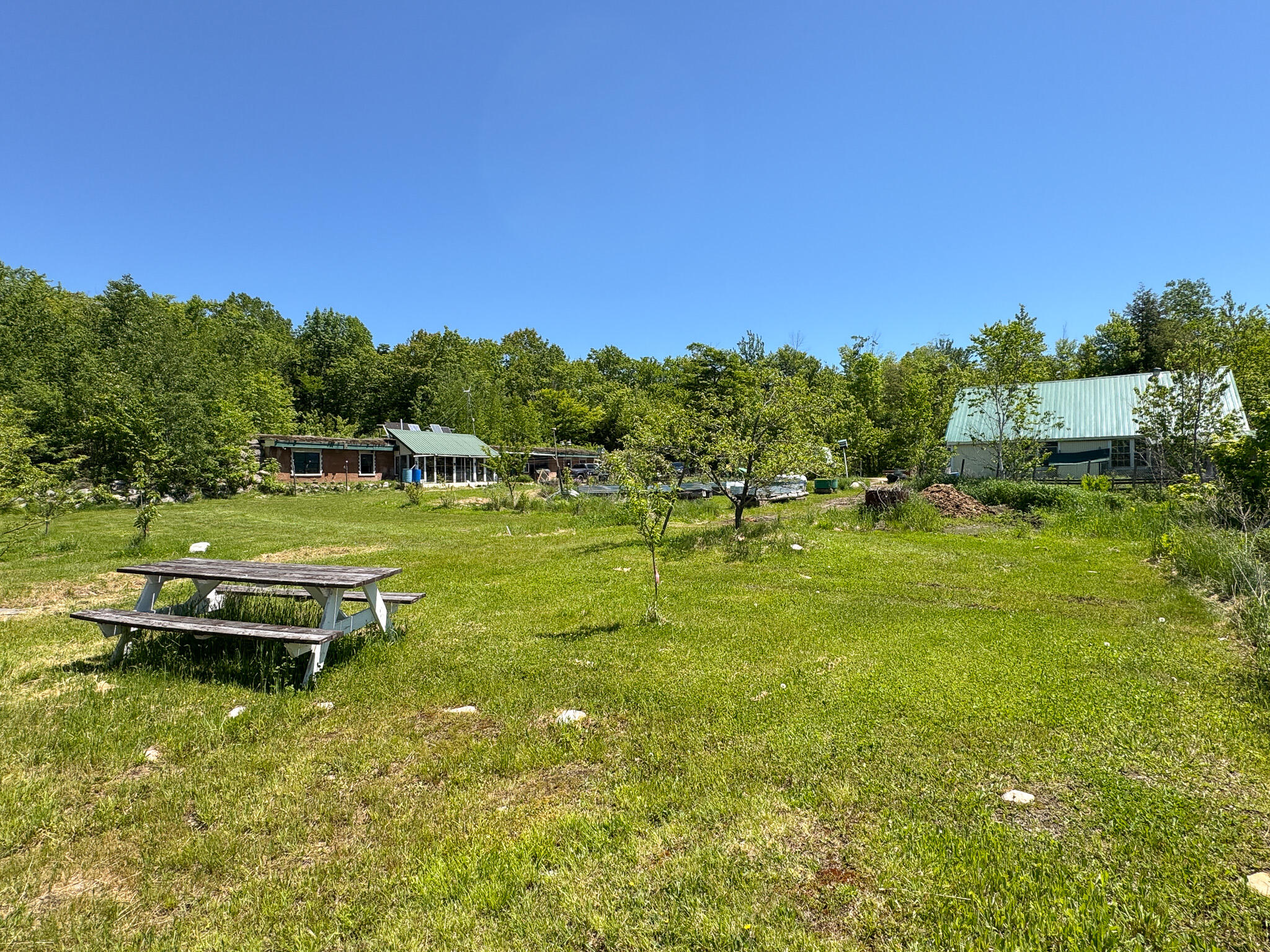 main property photo 32