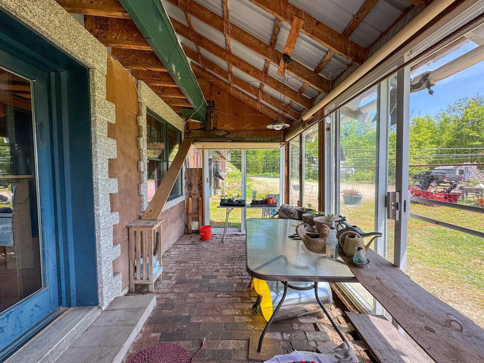 main property photo 9