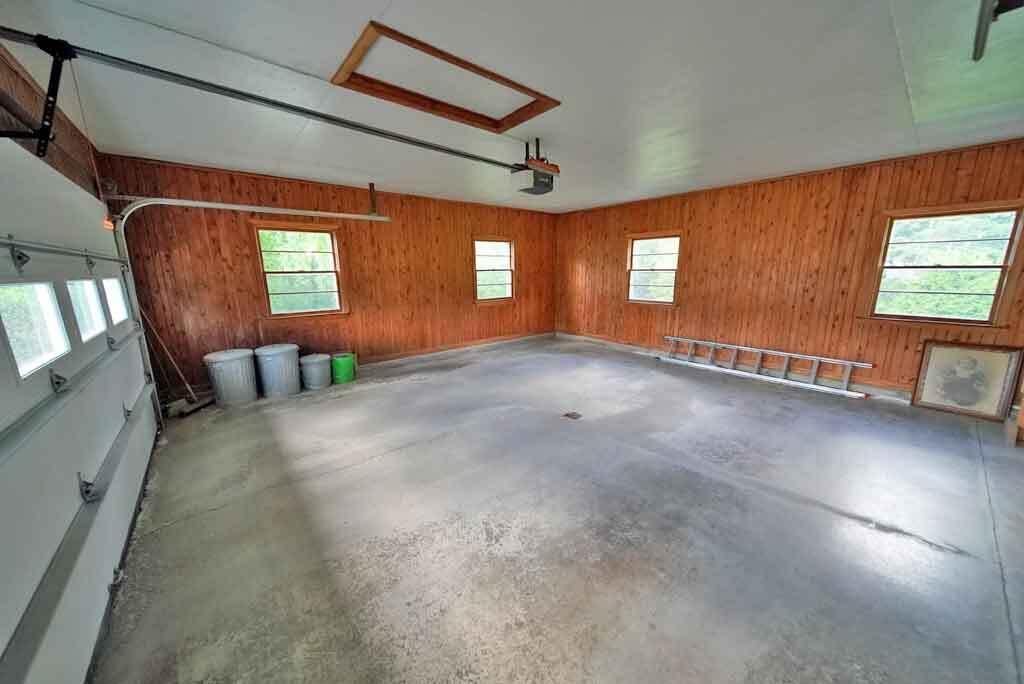 main property photo 68