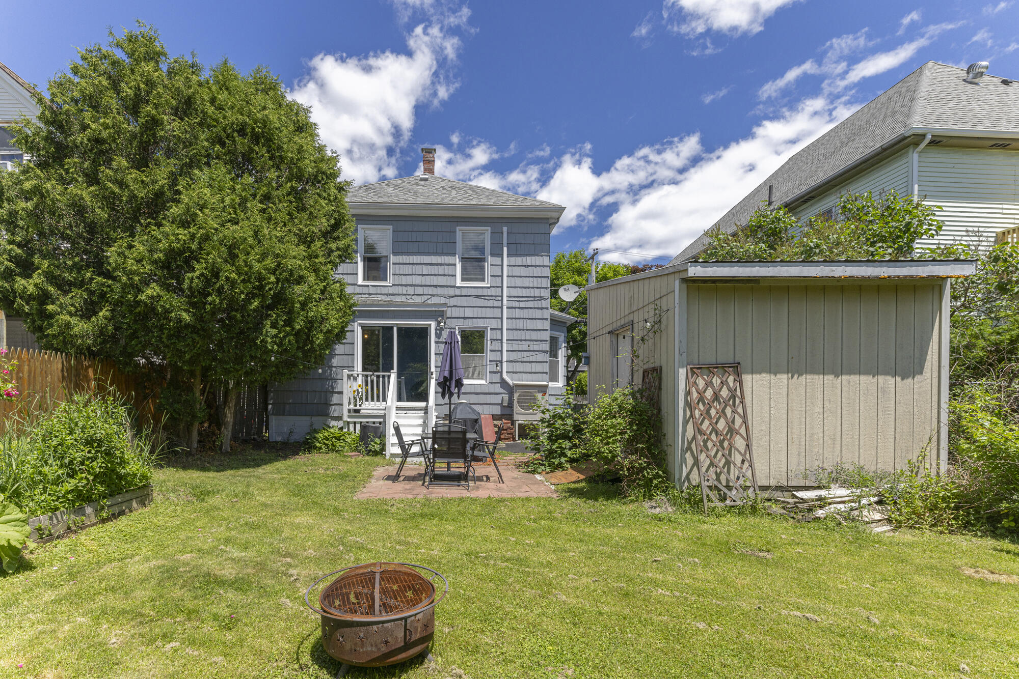 main property photo 35