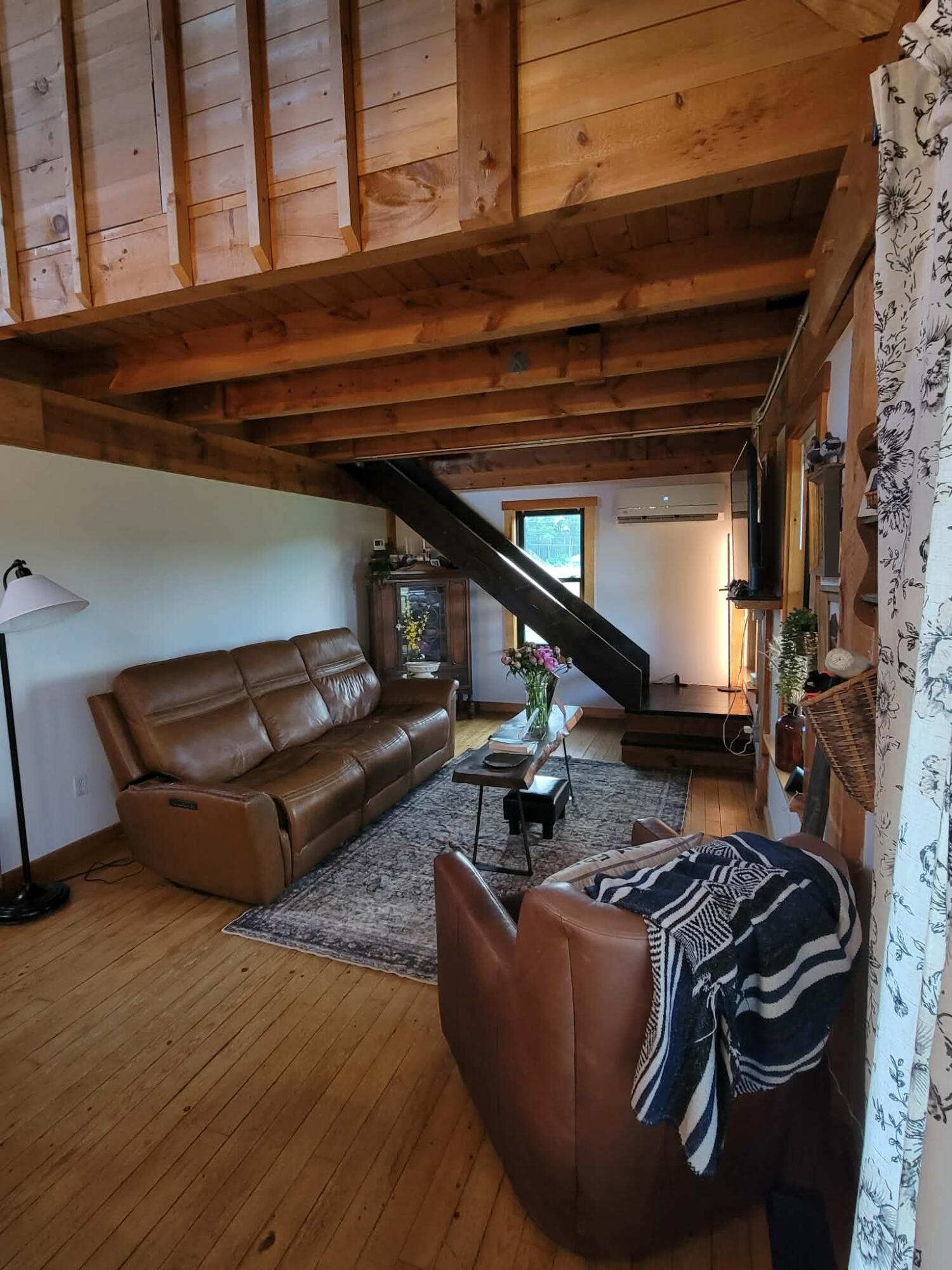 main property photo 51