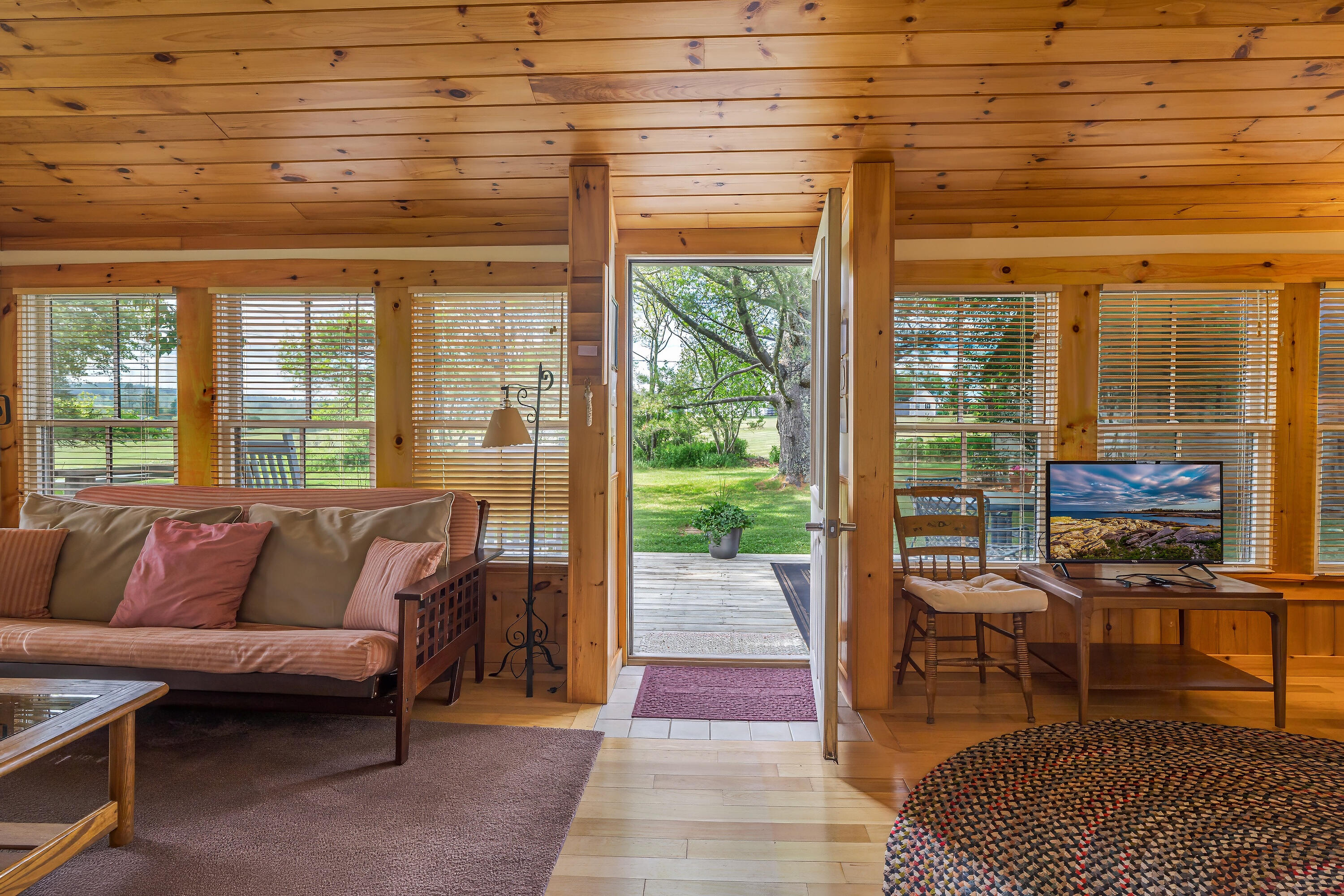 main property photo 41