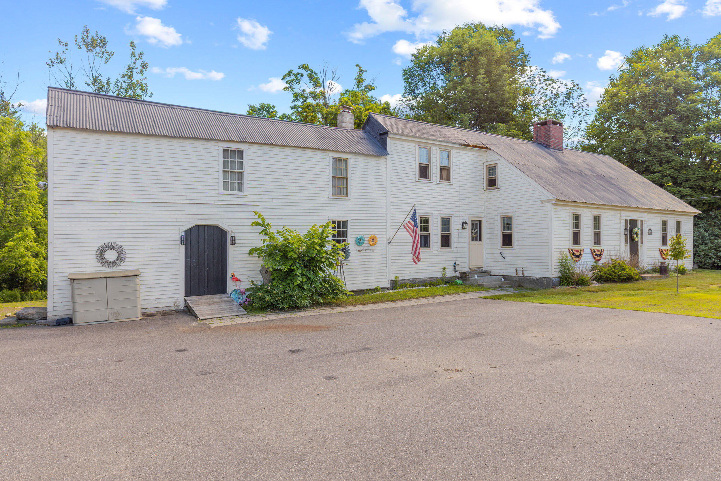 main property photo 36