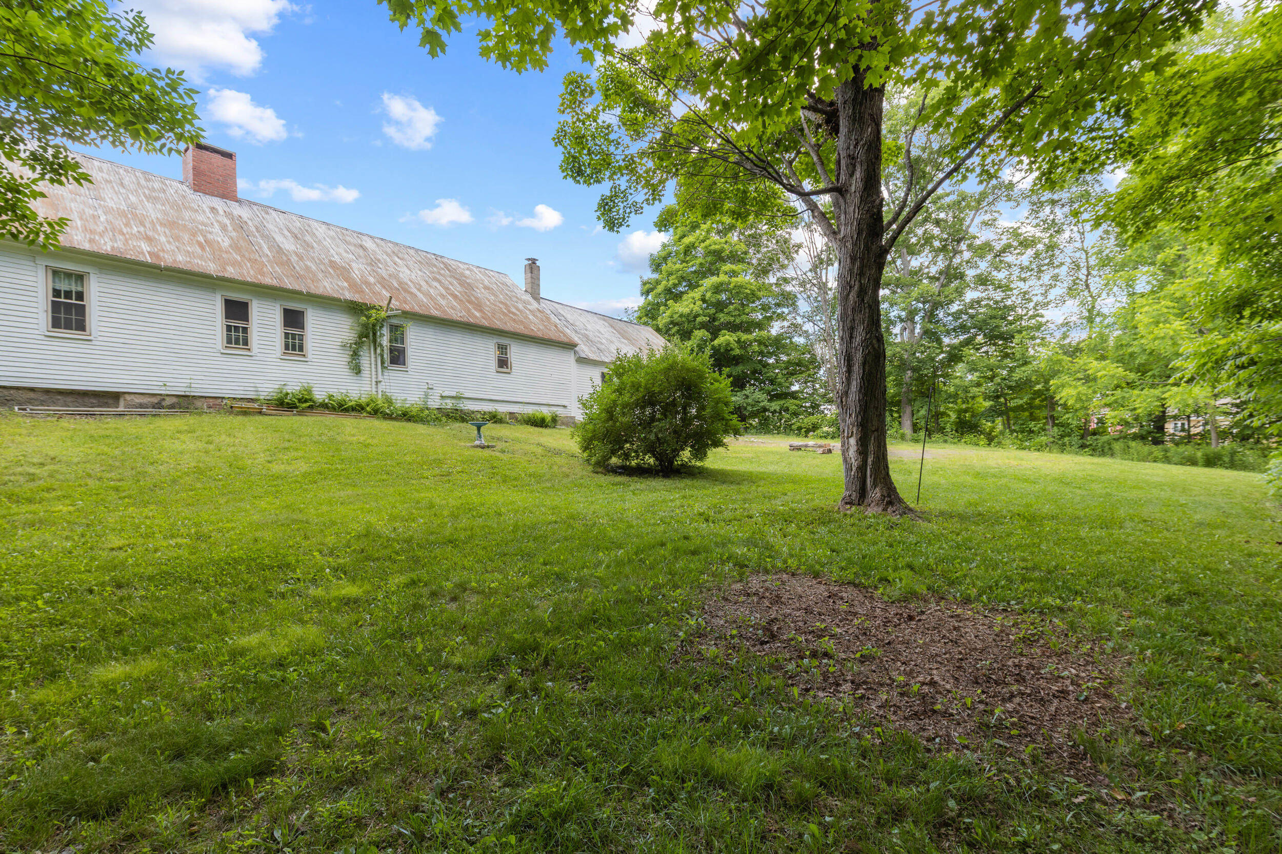 main property photo 43