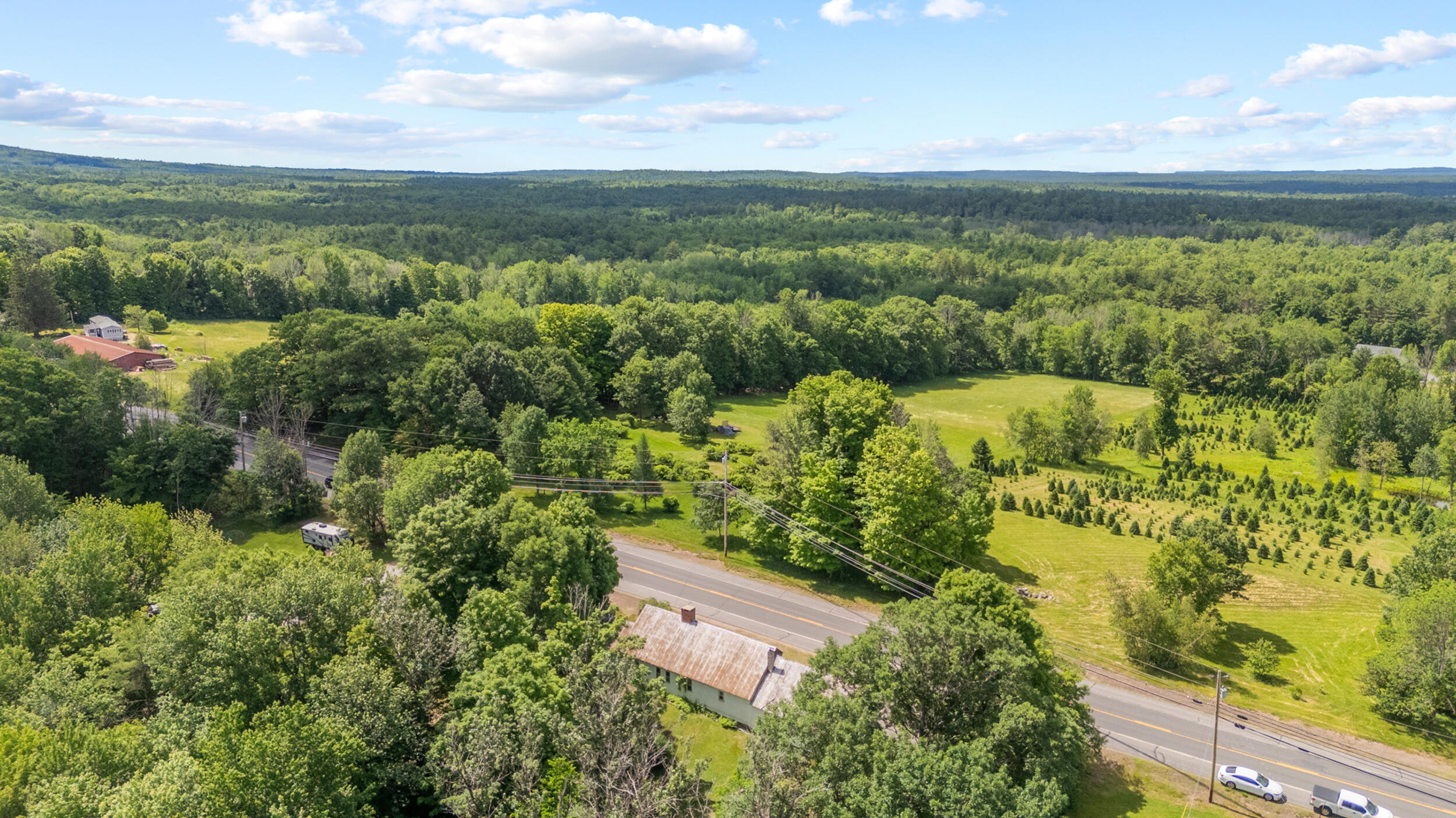 main property photo 45