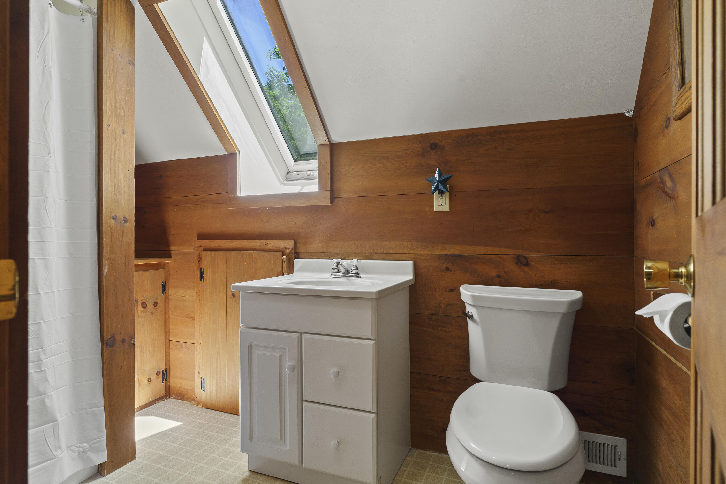 main property photo 54