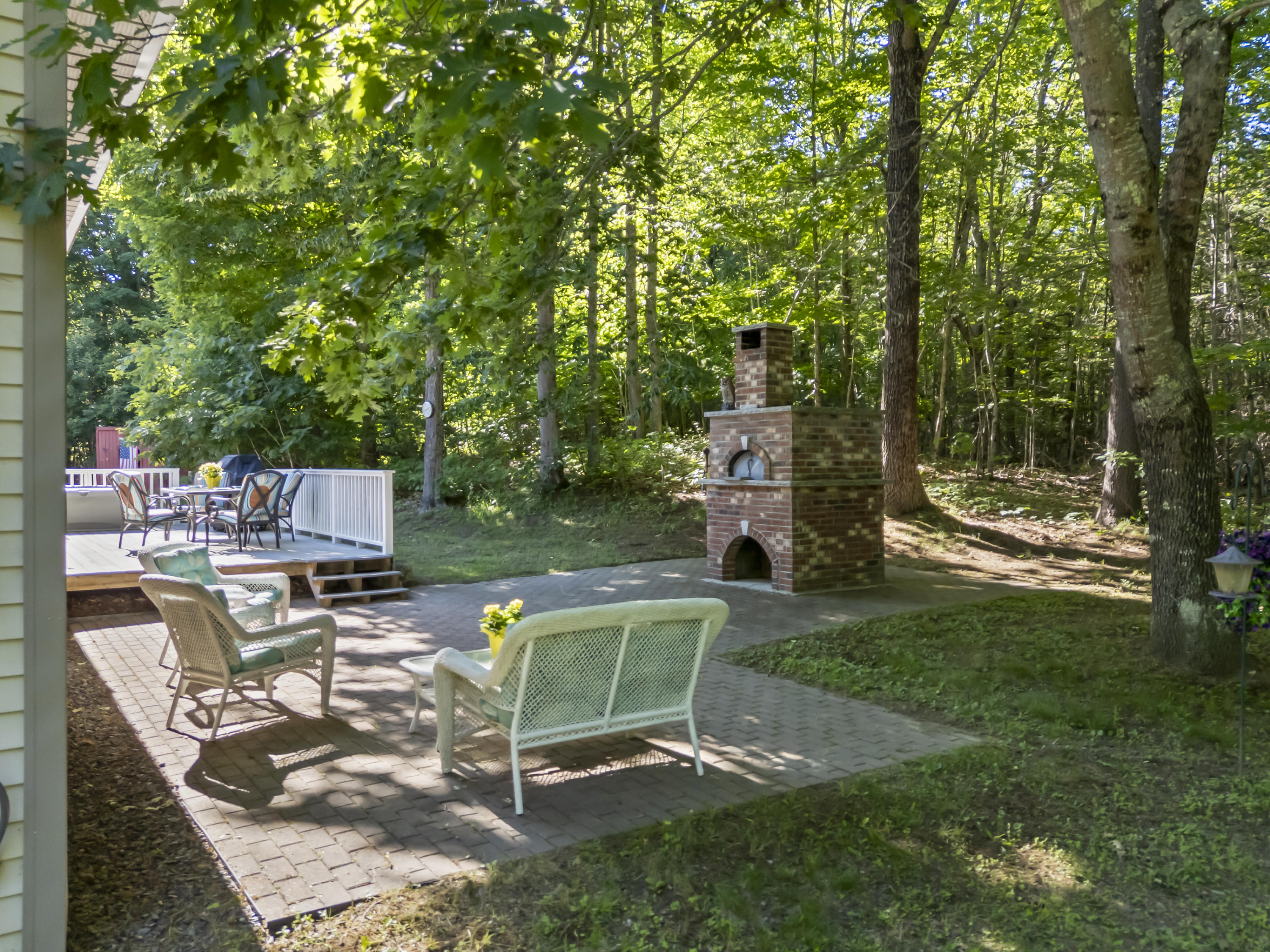 main property photo 32