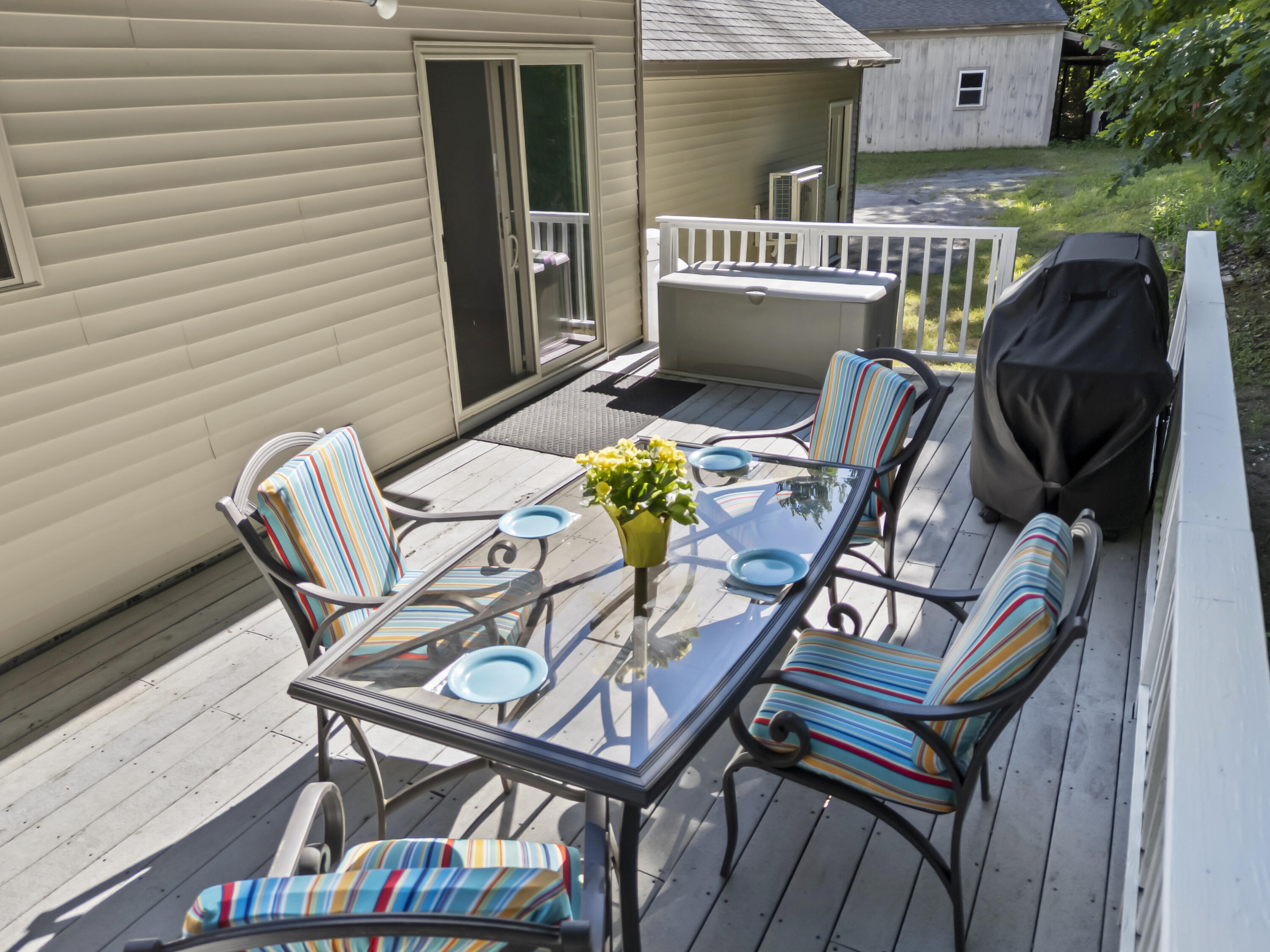 main property photo 37