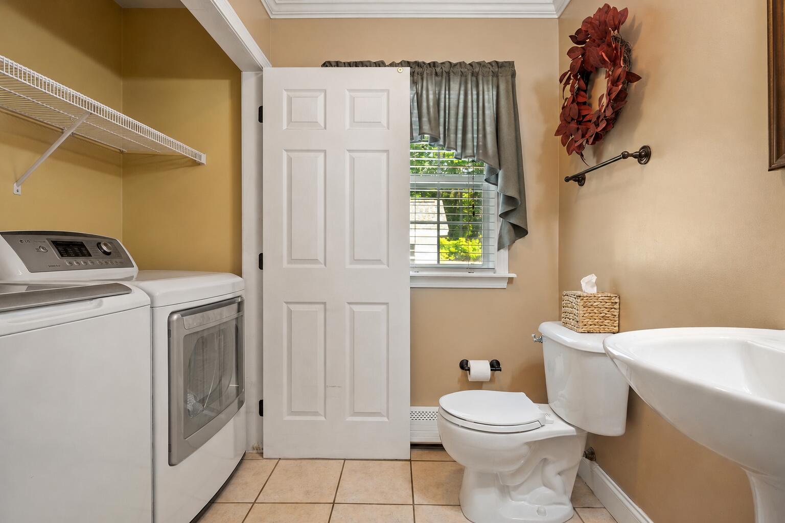 main property photo 10