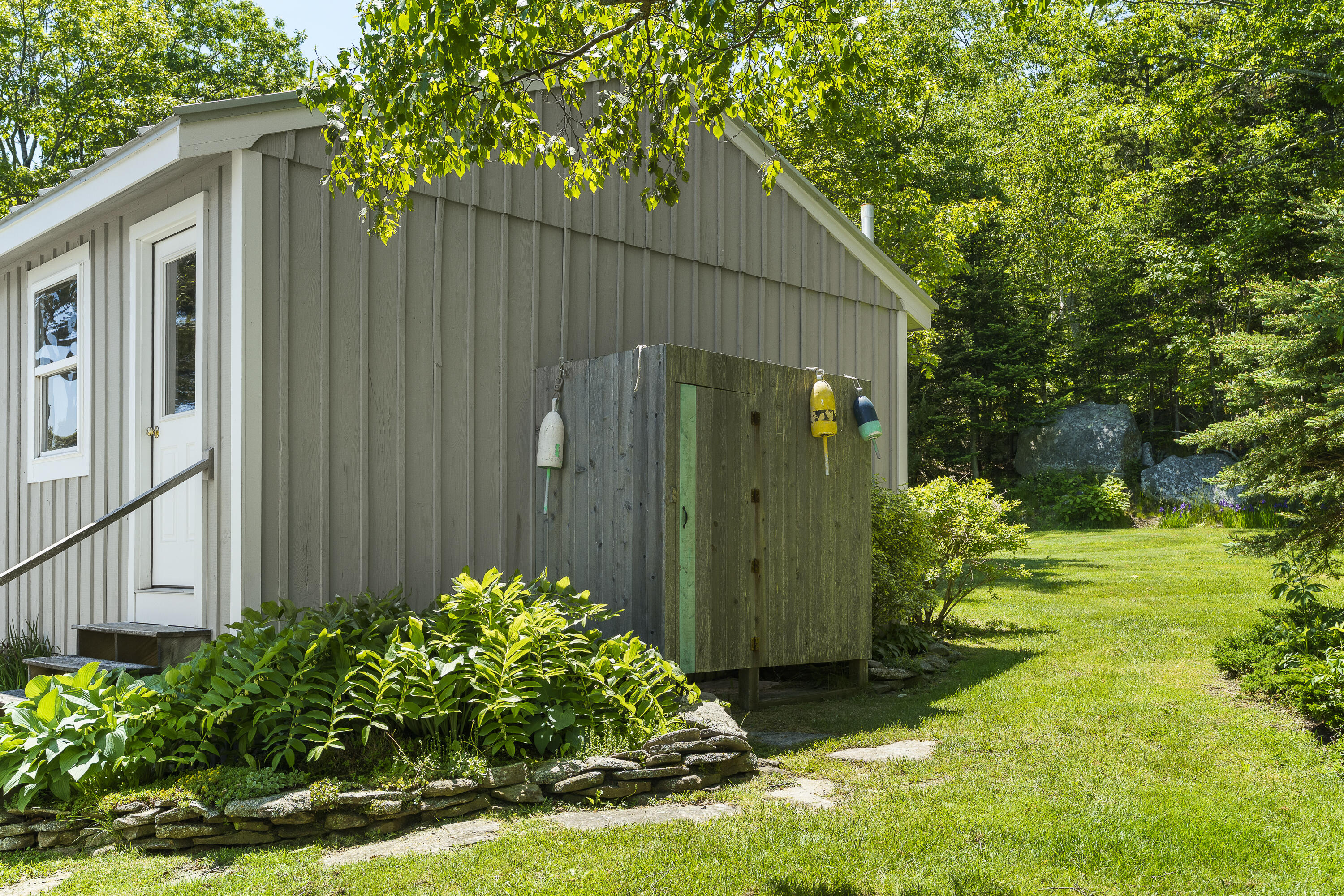 main property photo 38