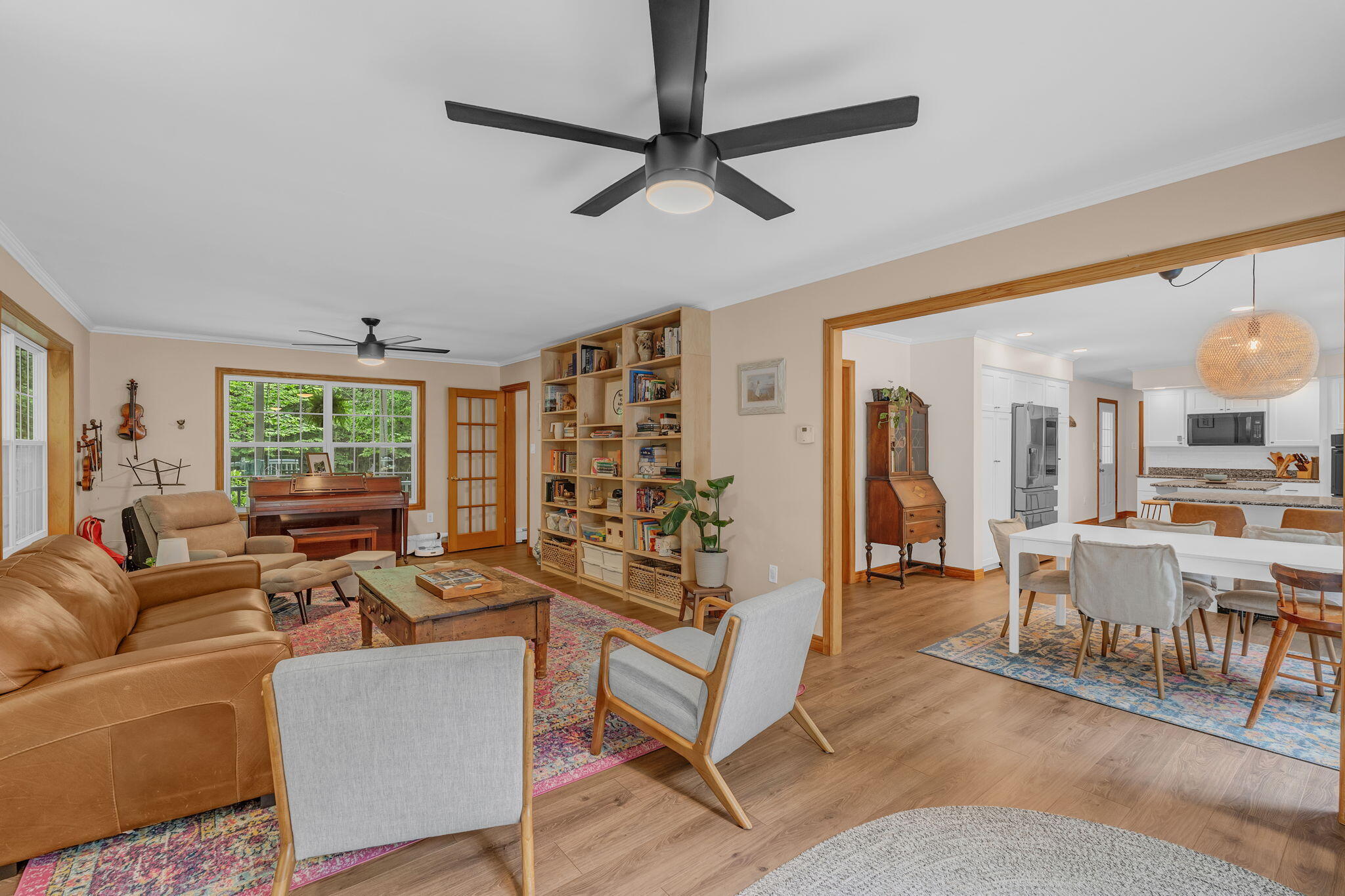 main property photo 13