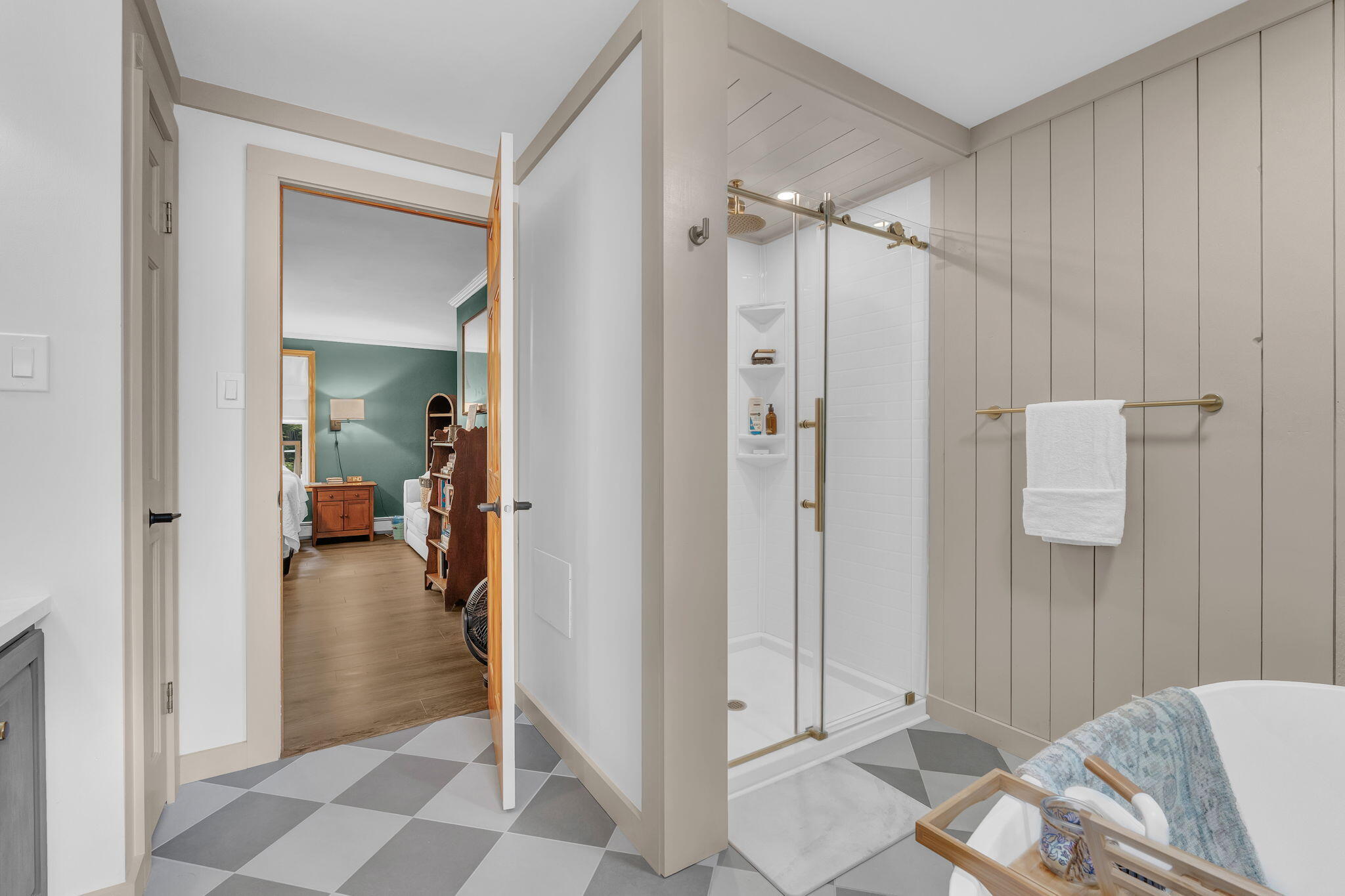 main property photo 39