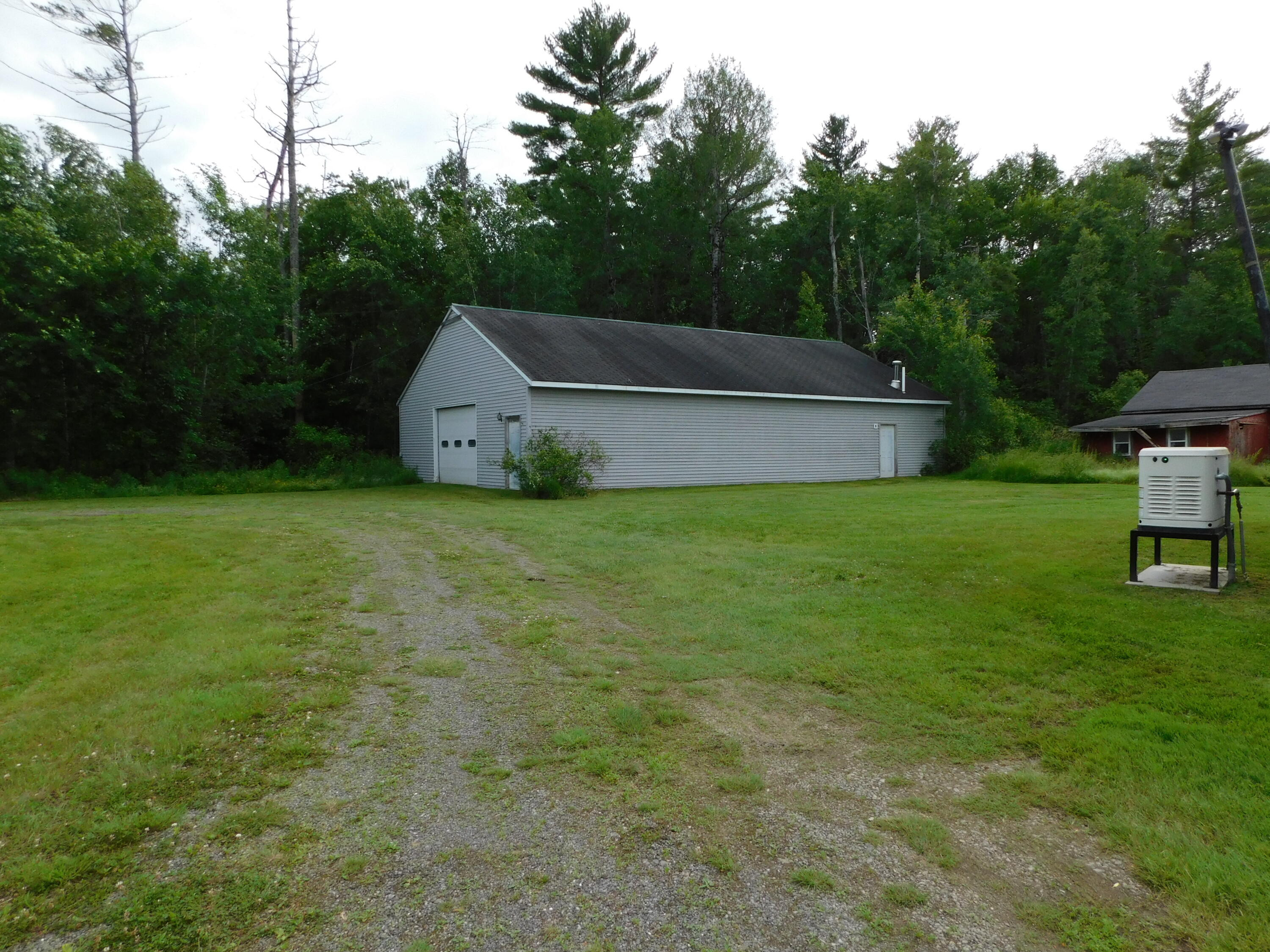 main property photo 15