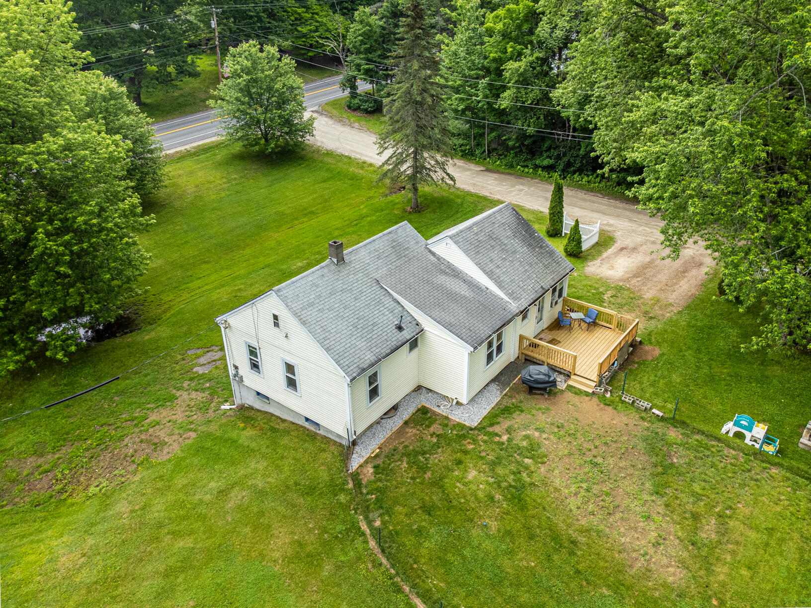 main property photo 3
