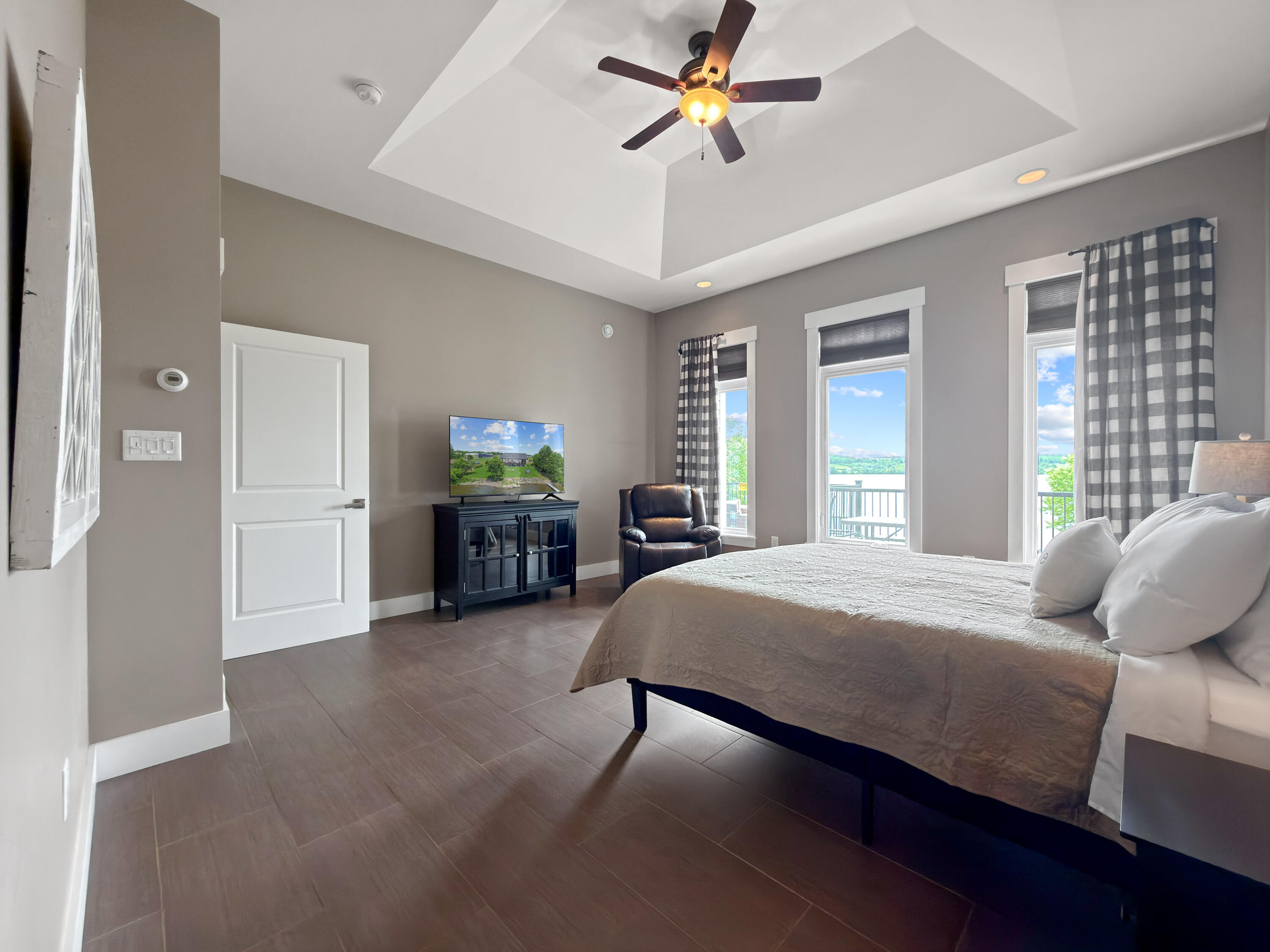 main property photo 63