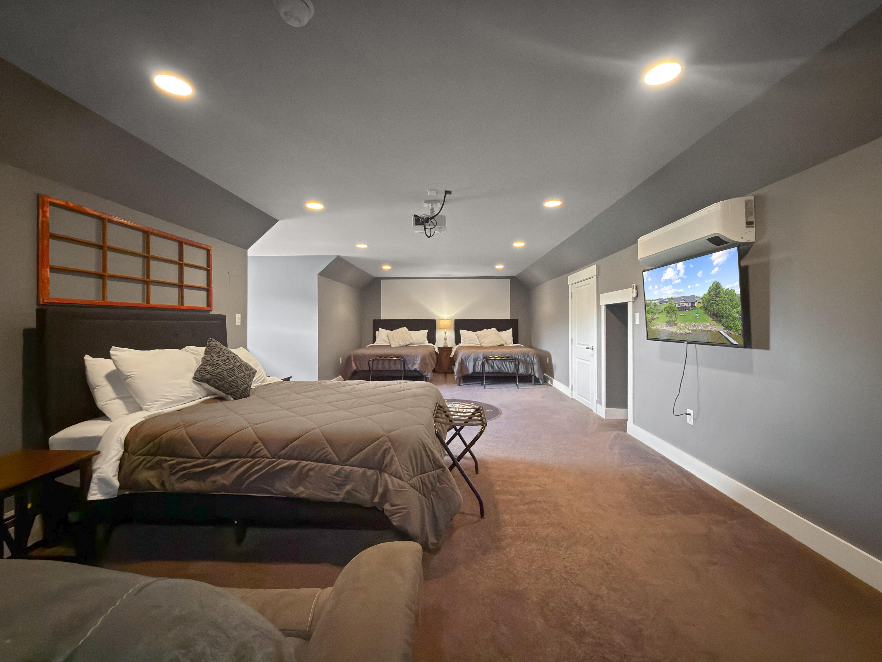 main property photo 79
