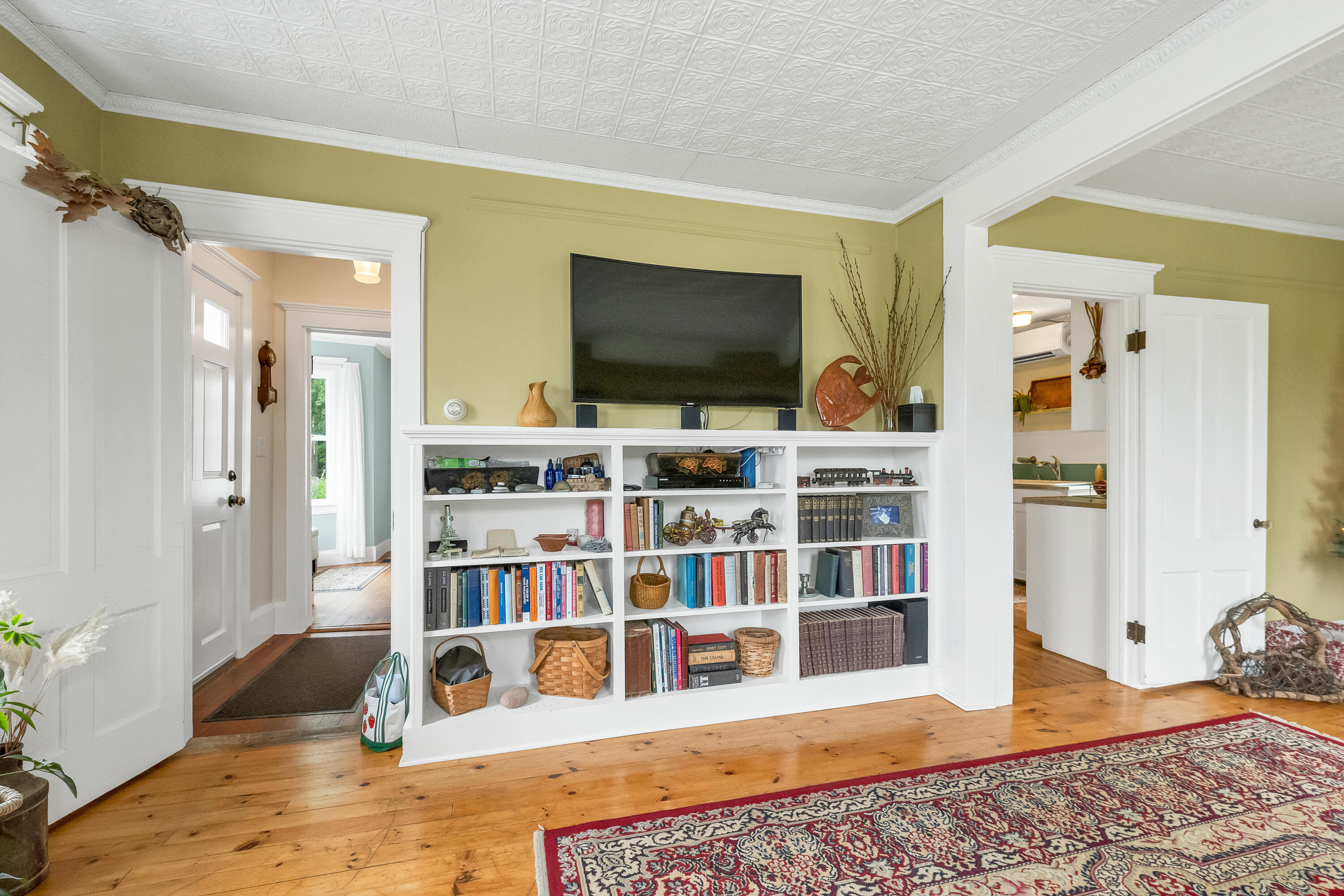 main property photo 23