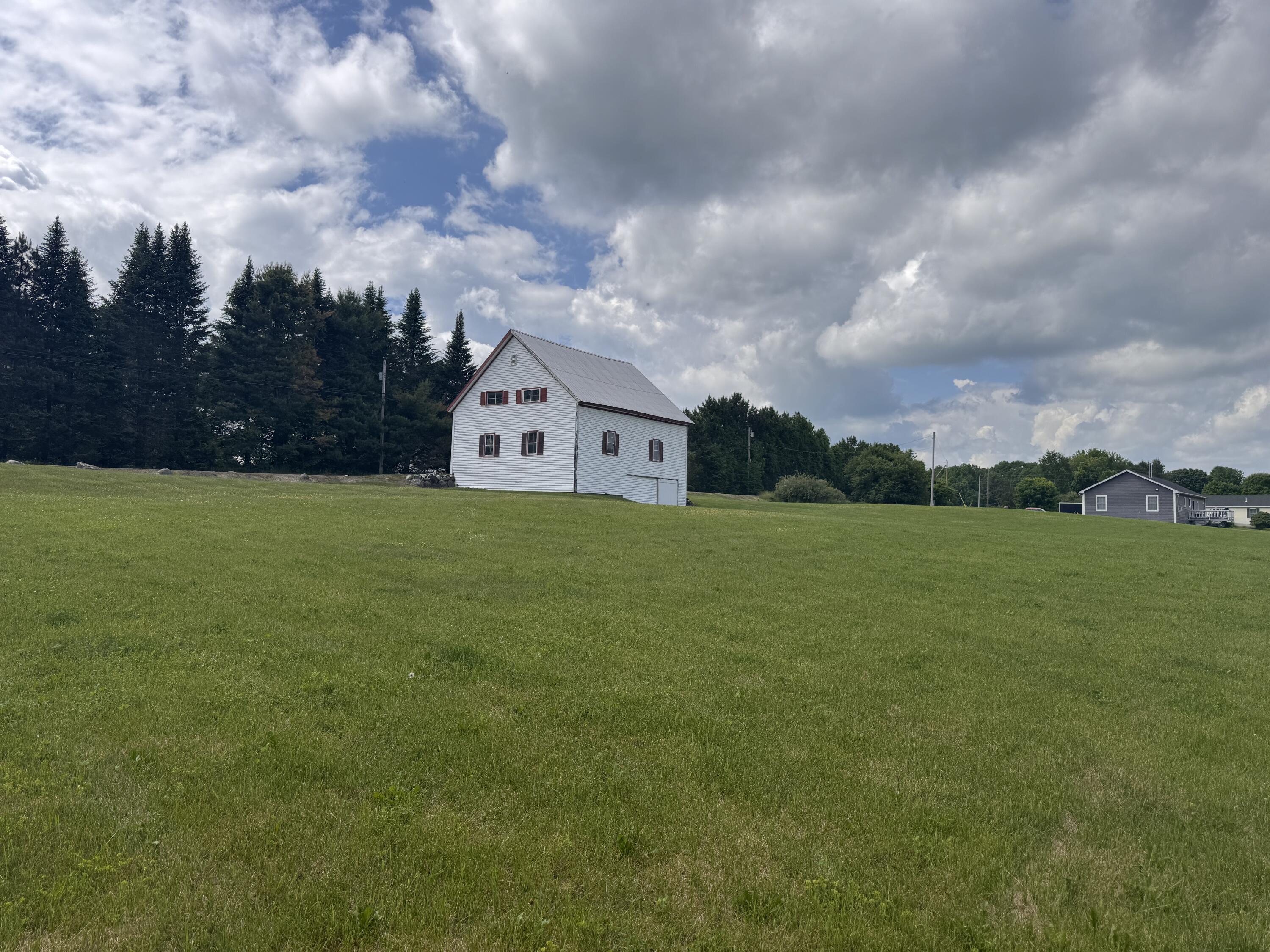 main property photo 13