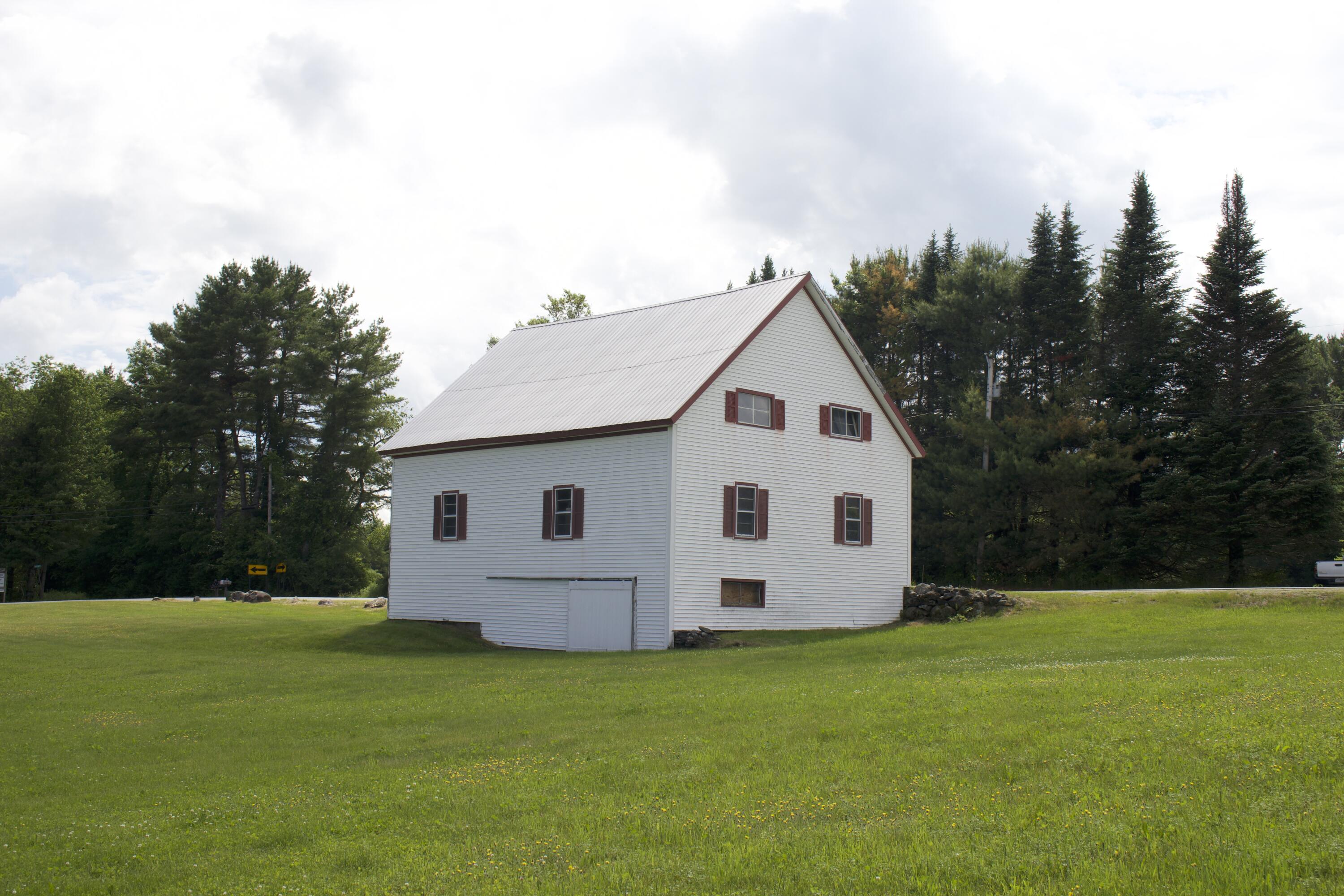 main property photo 3