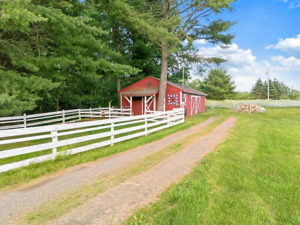 main property photo 12