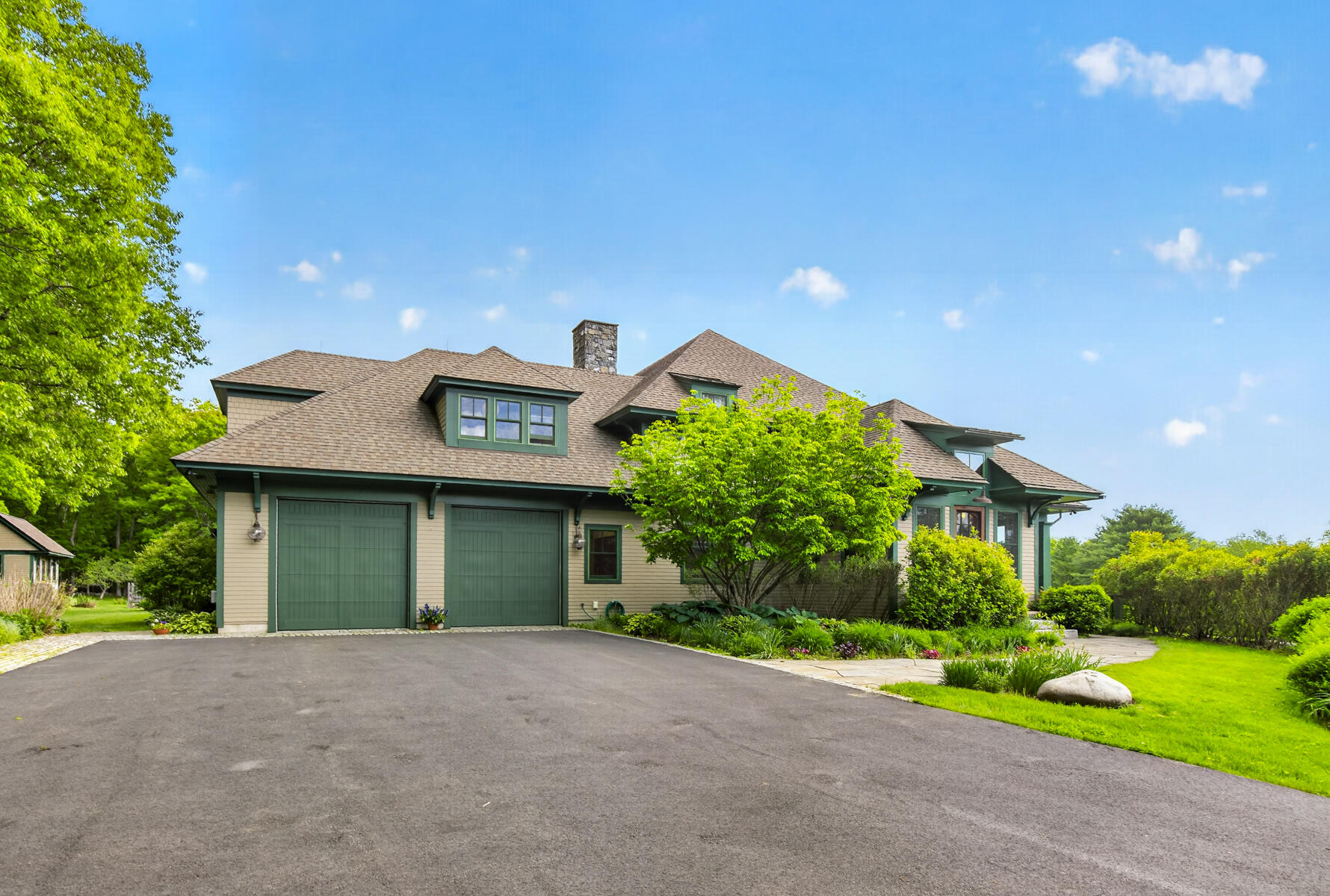 main property photo 91