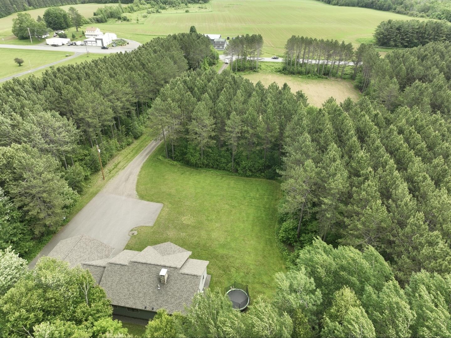 main property photo 74