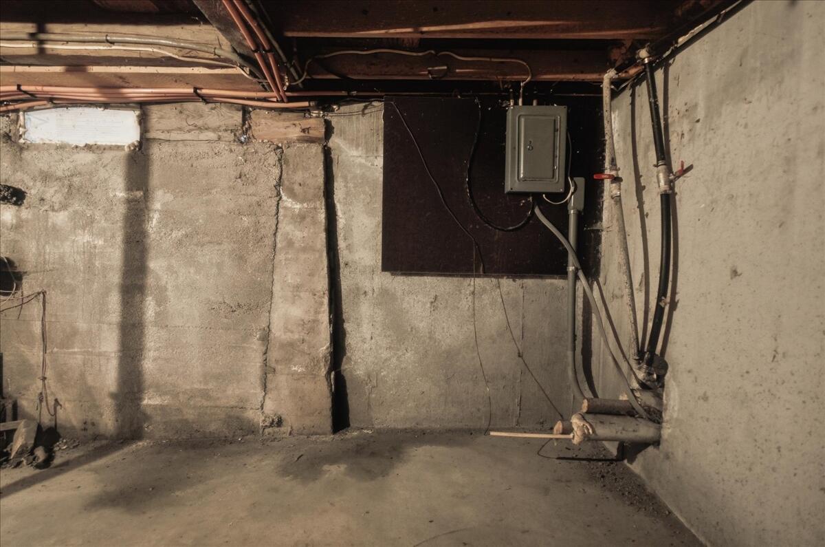 main property photo 112