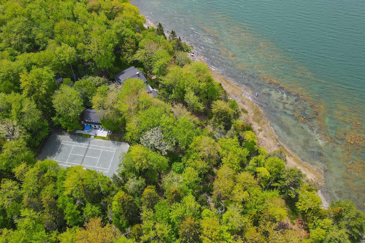 main property photo 35