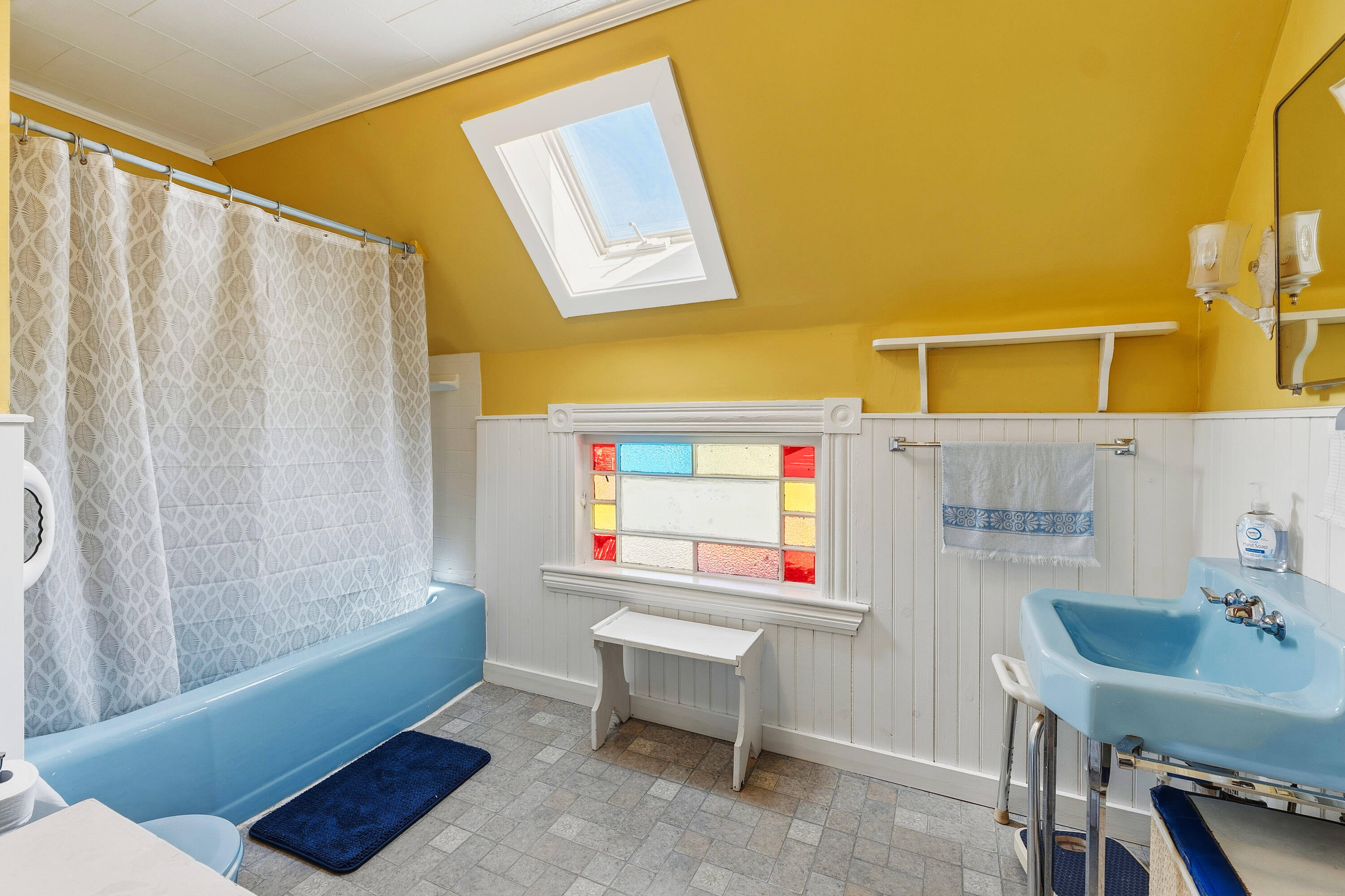 main property photo 41