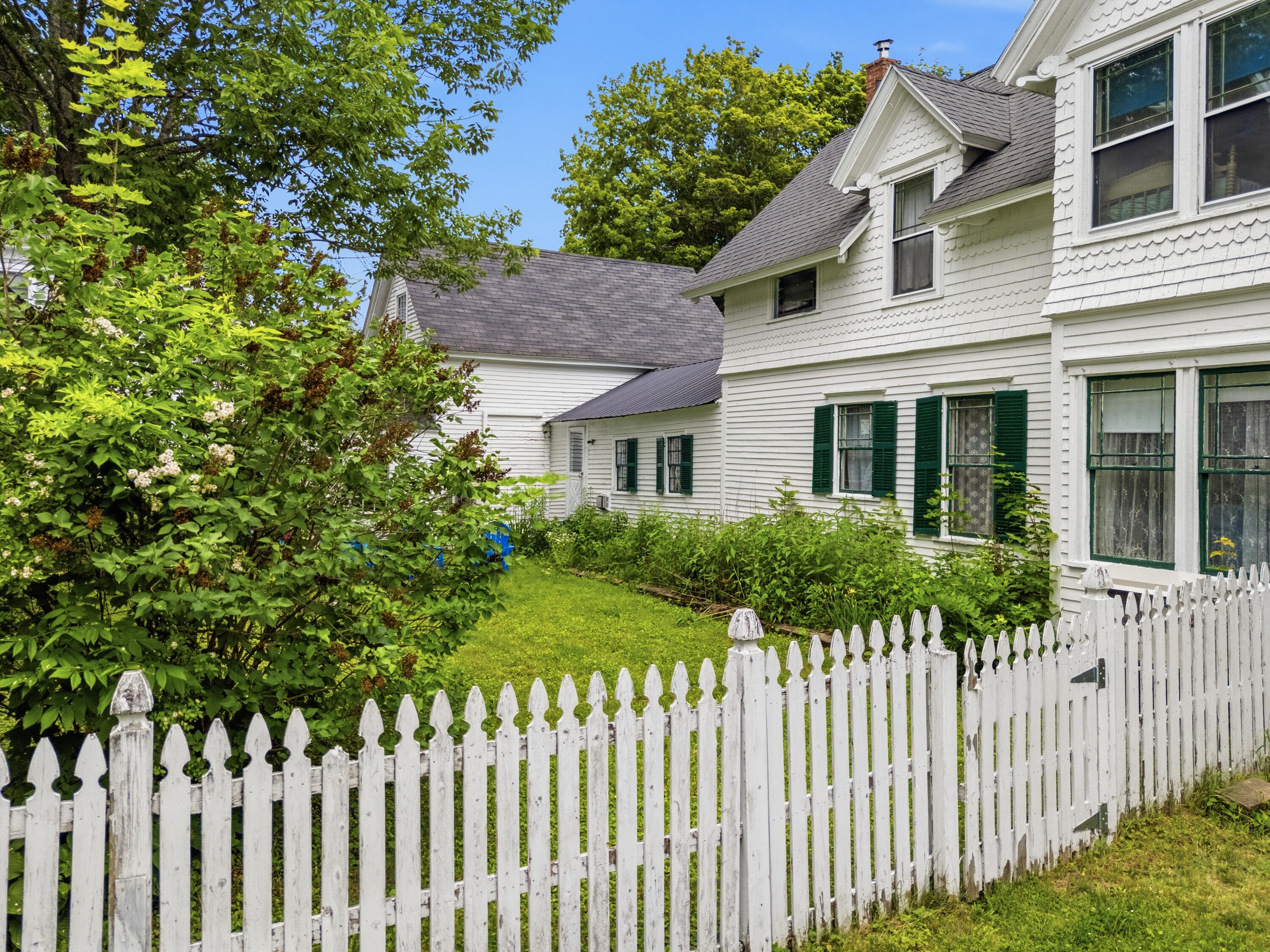 main property photo 50