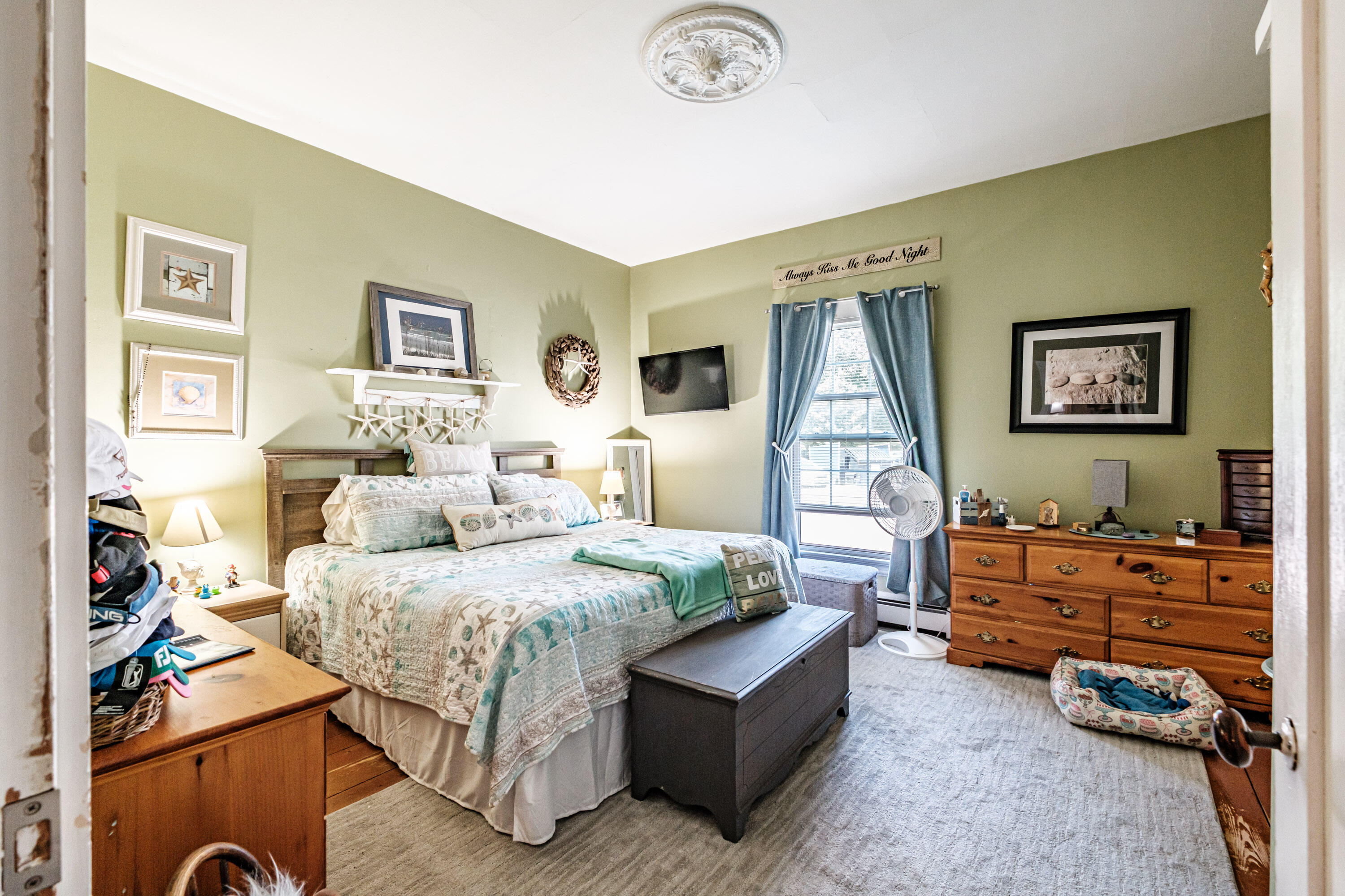 main property photo 12