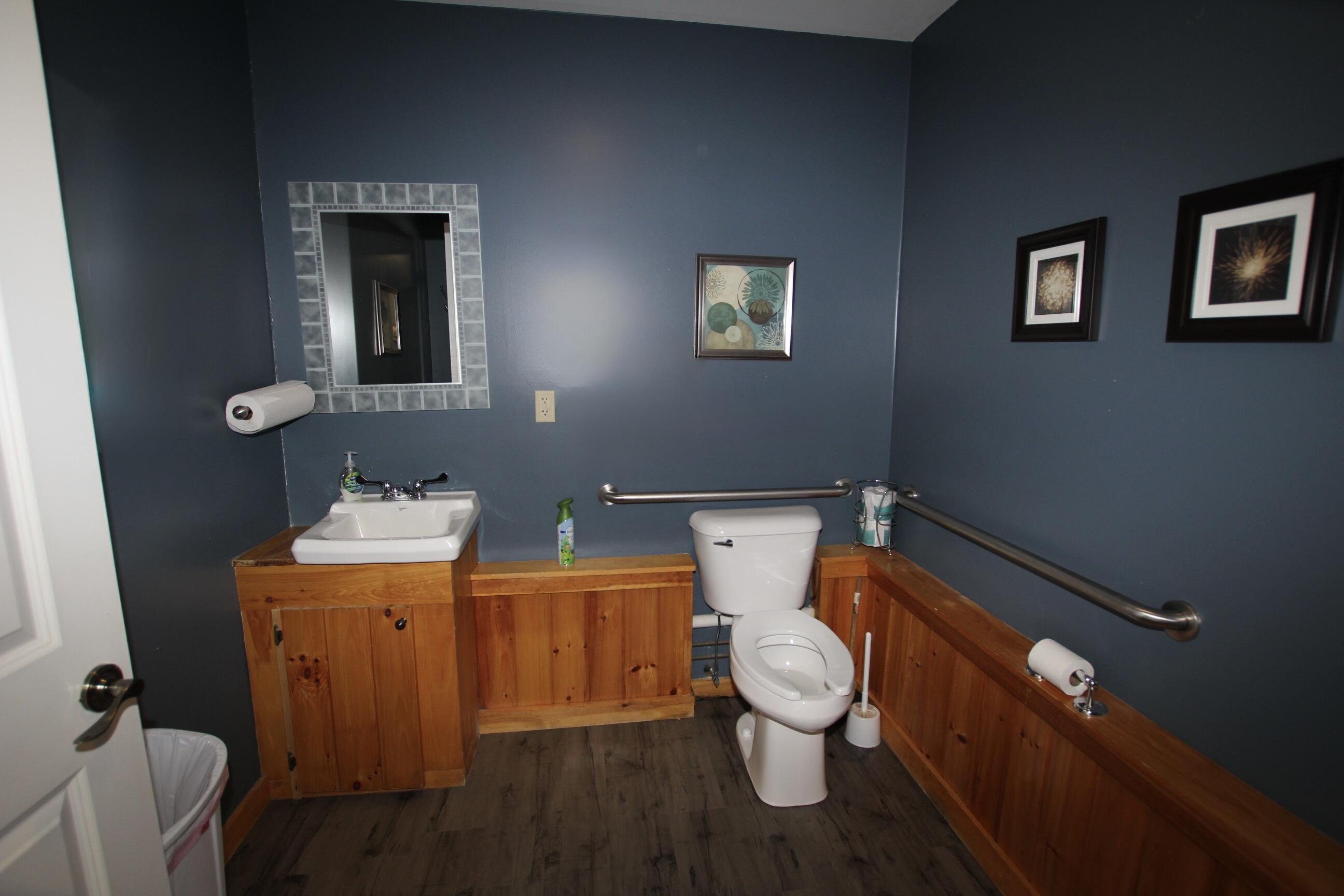 main property photo 15