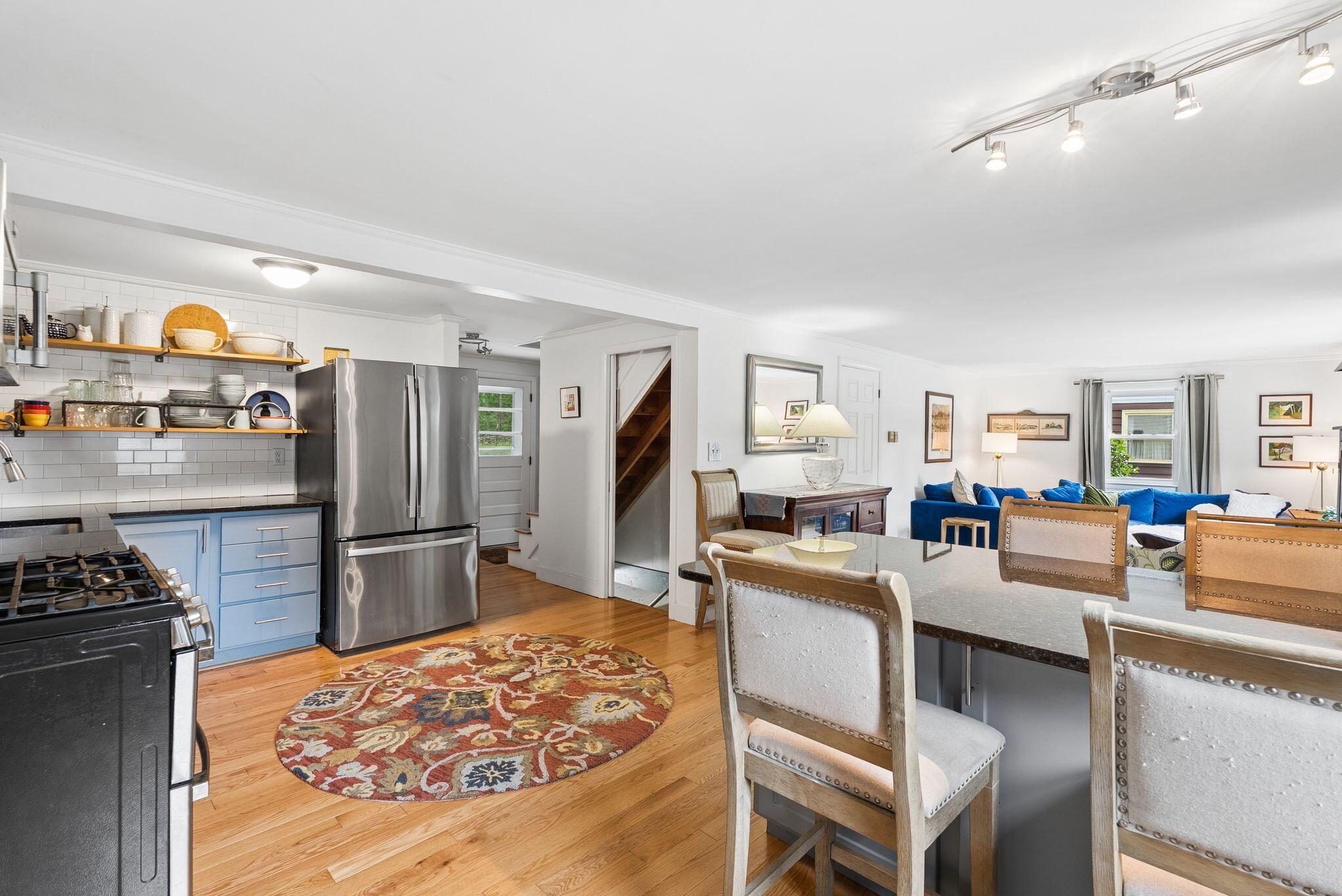 main property photo 13