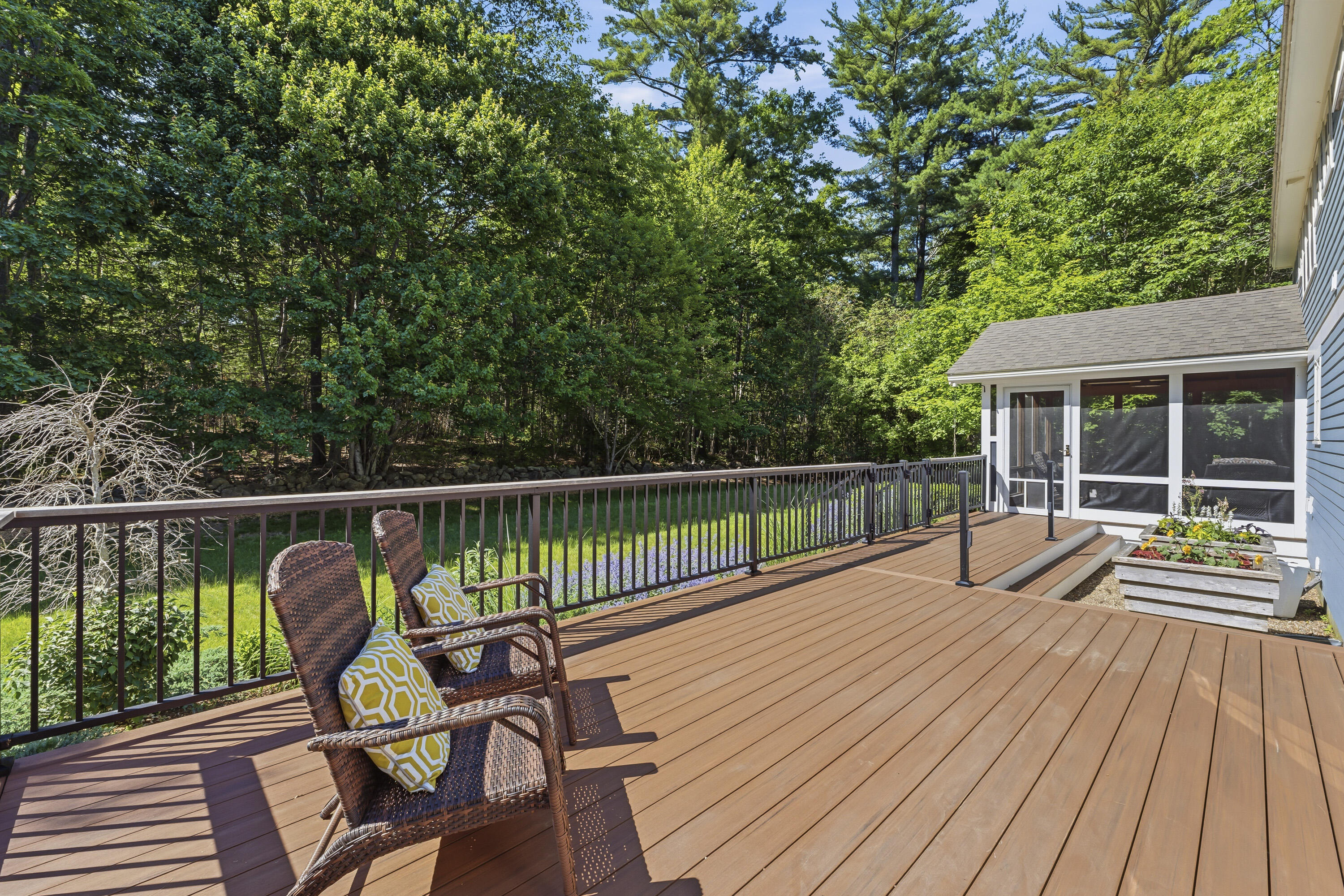 main property photo 45