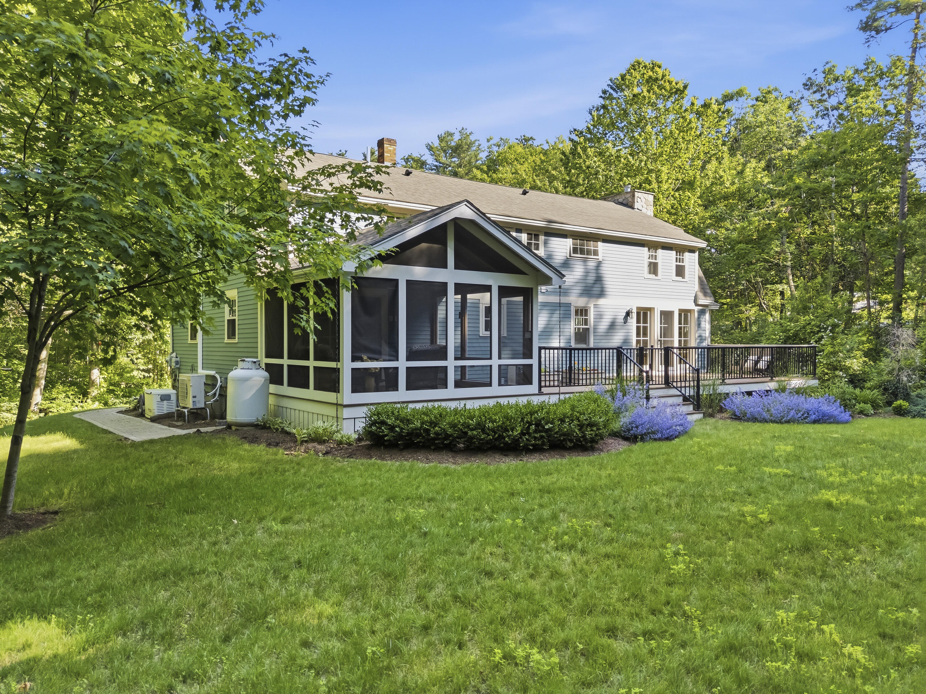 main property photo 48