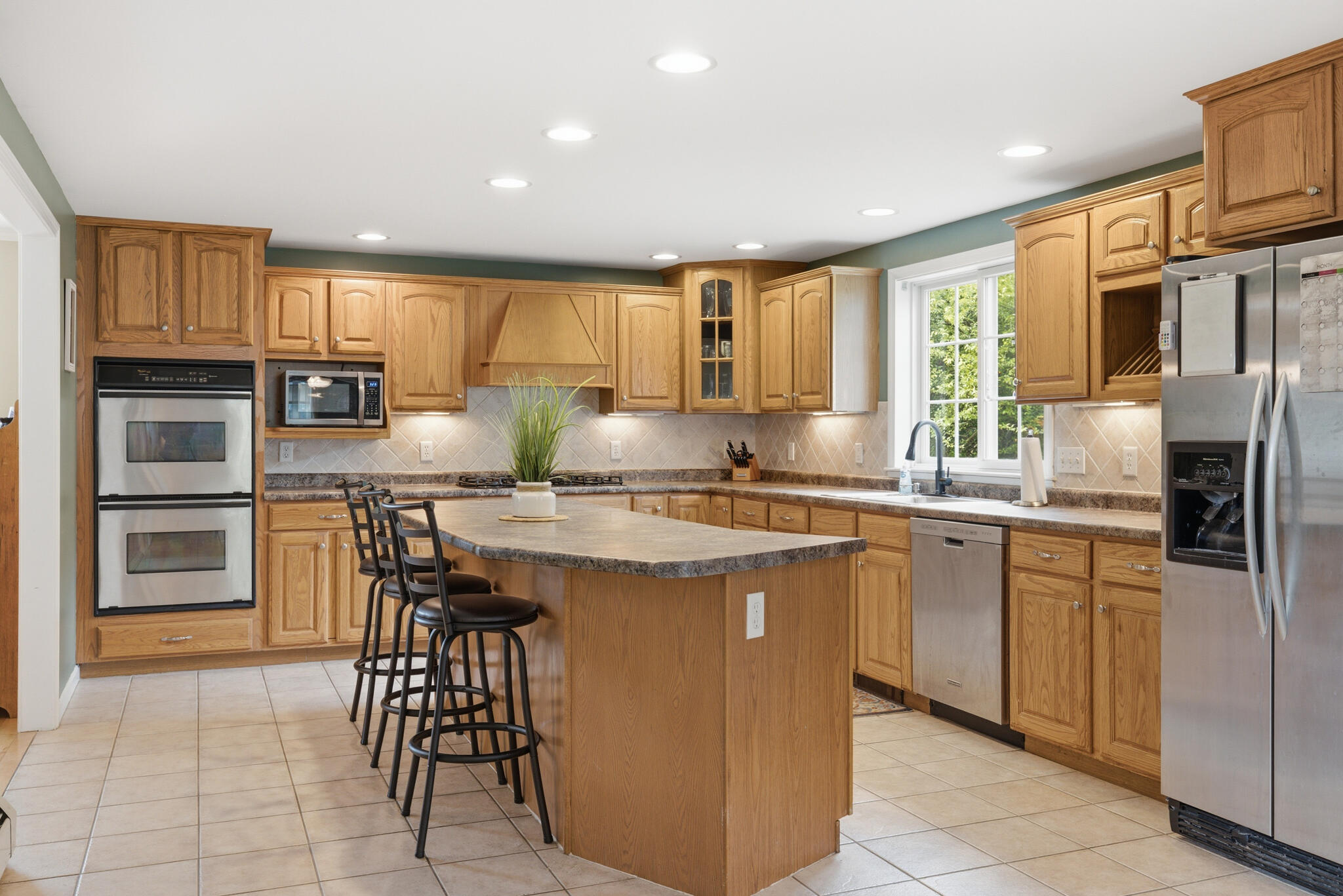 main property photo 17