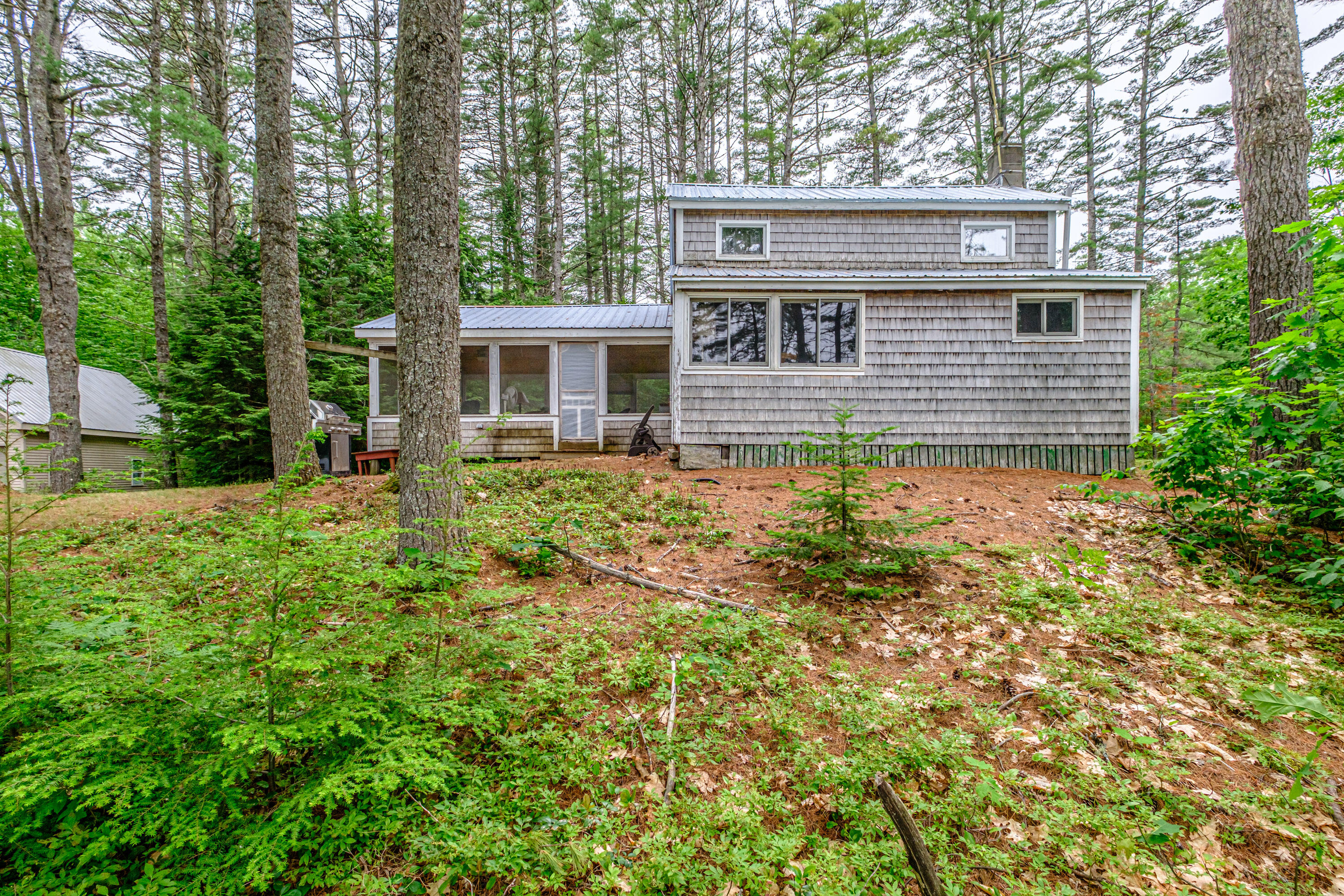 main property photo 45