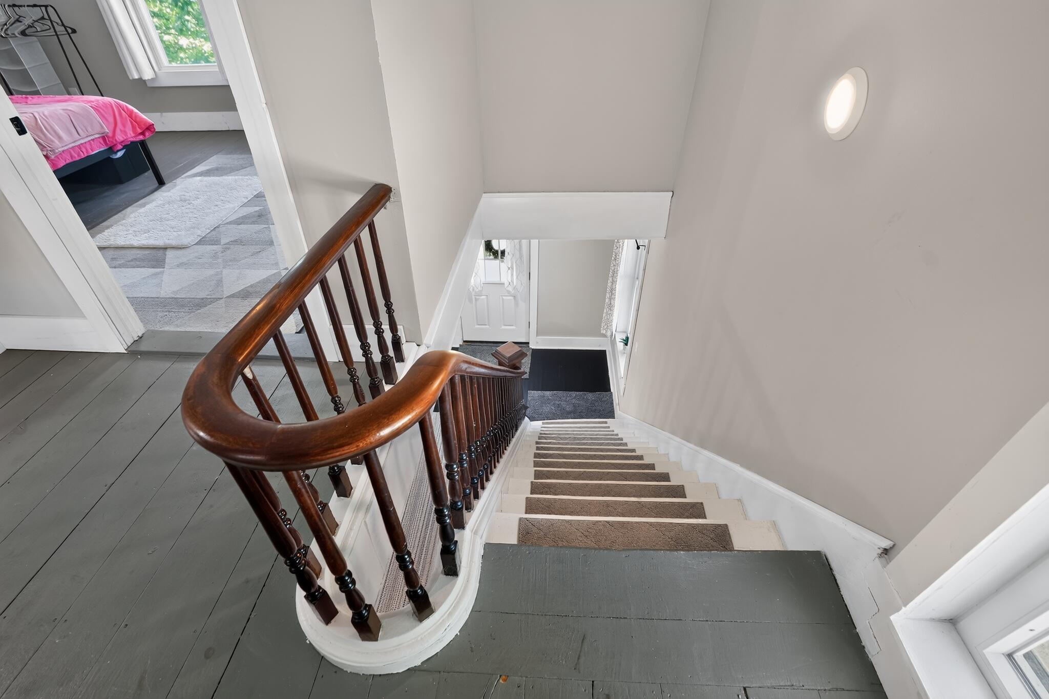 main property photo 24