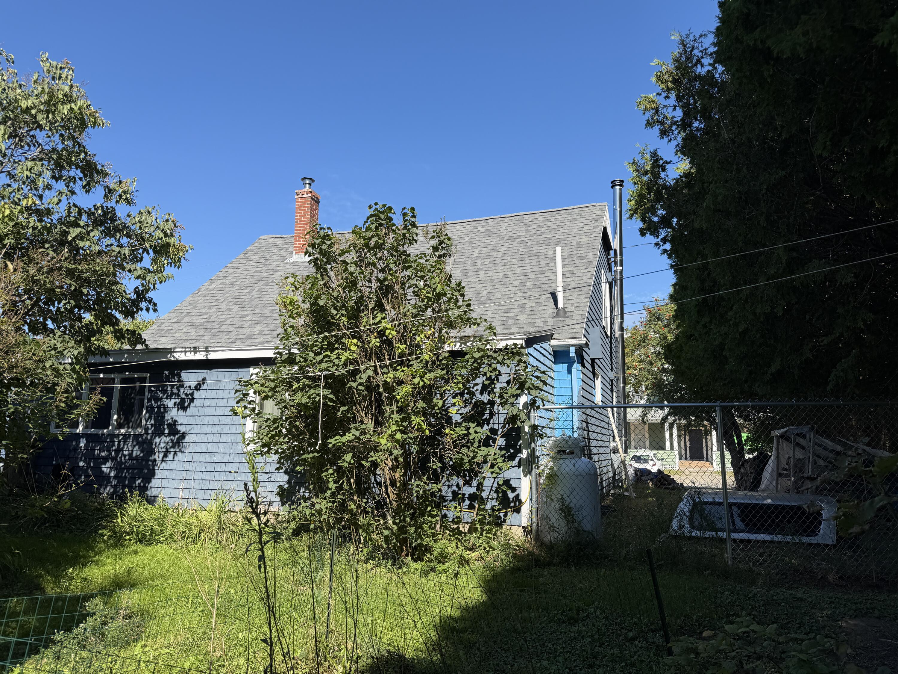 main property photo 46
