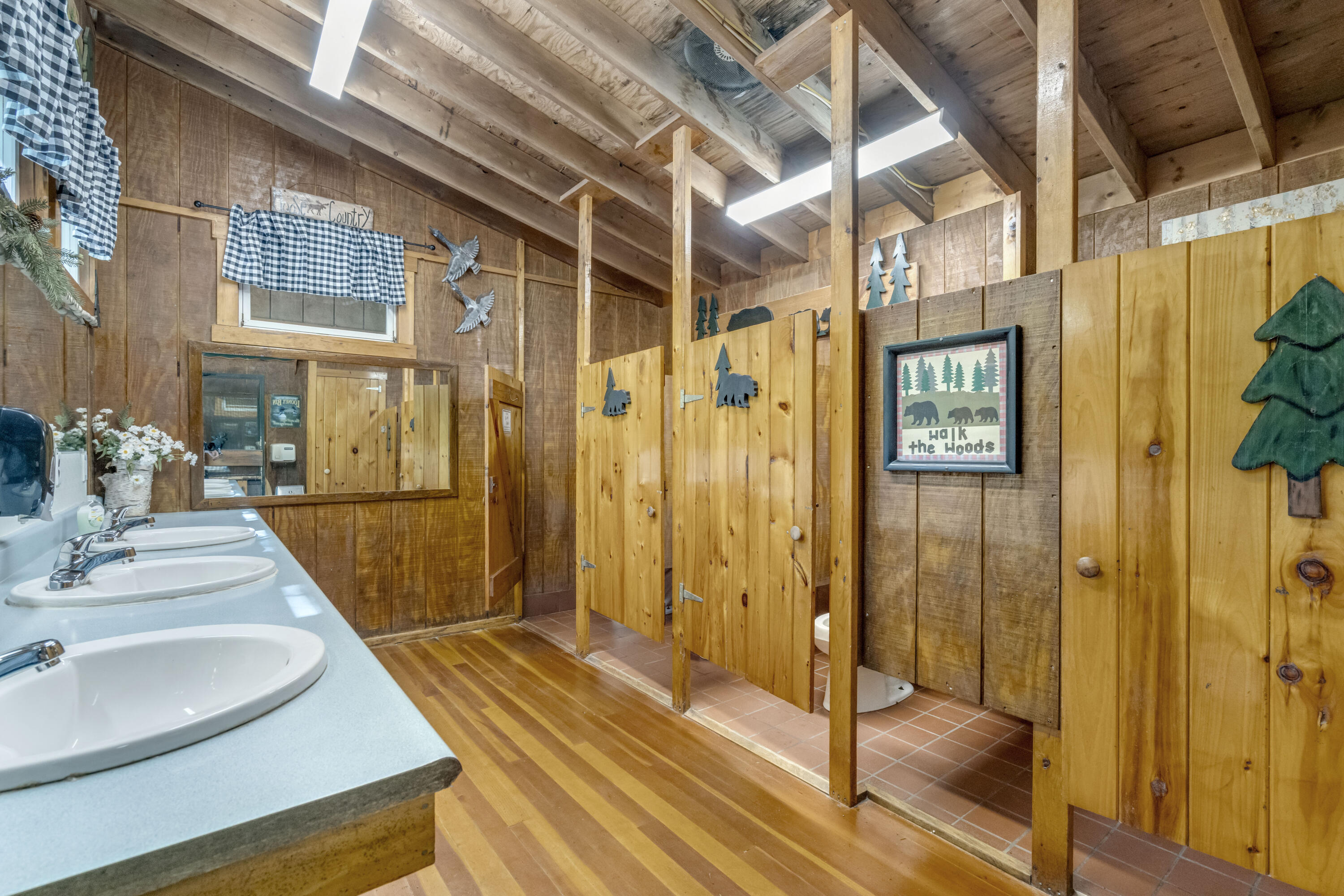 main property photo 58