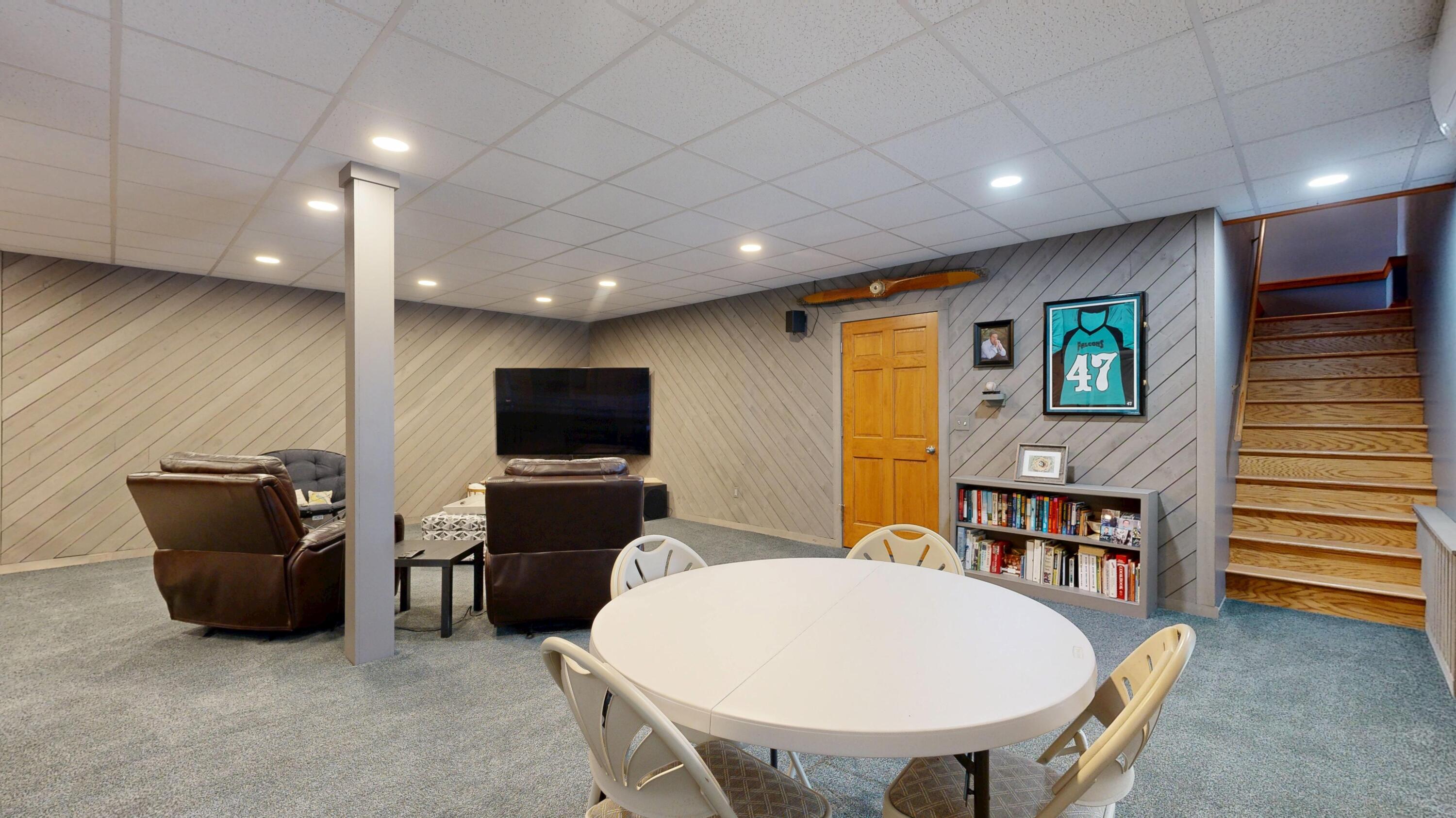 main property photo 69
